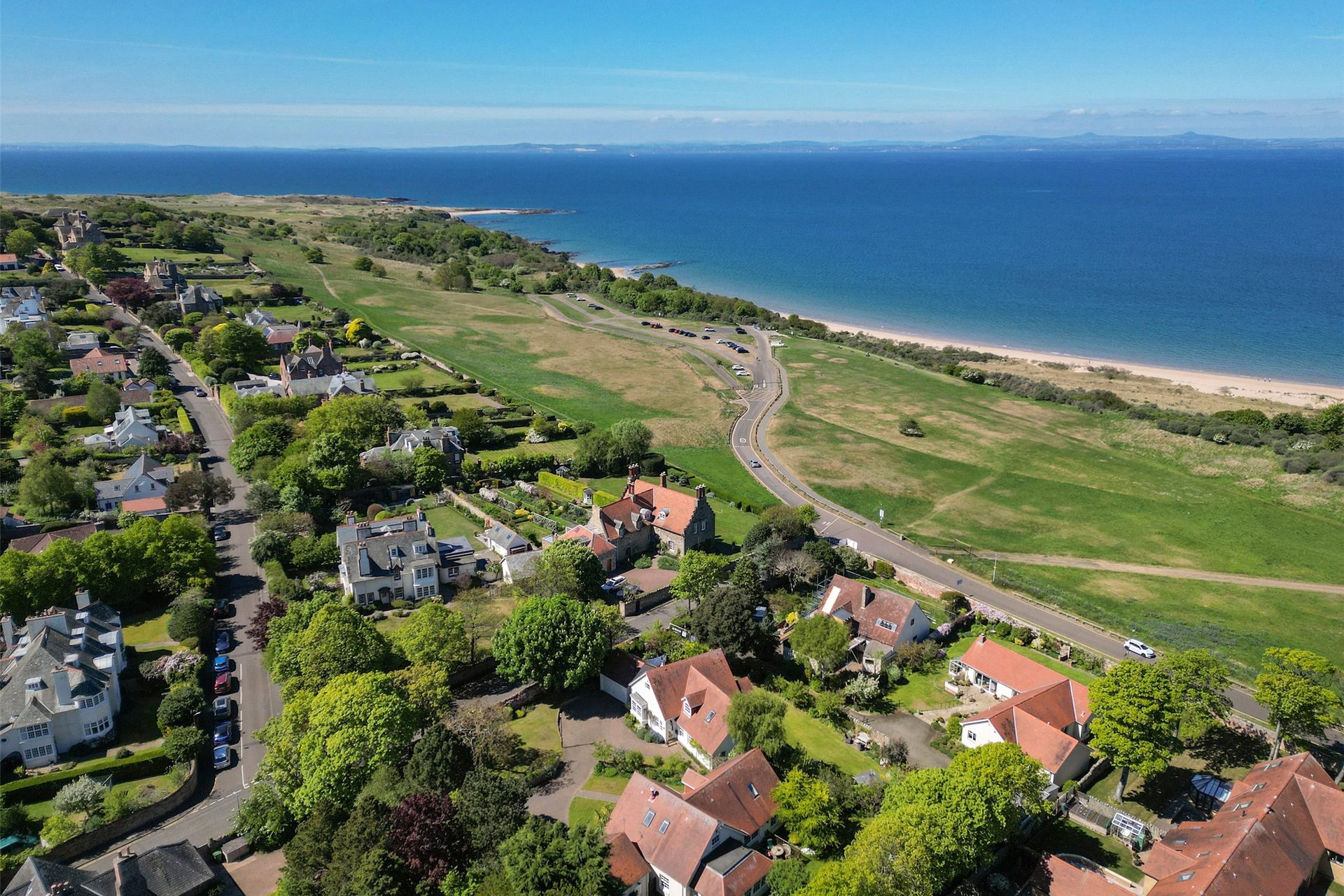 The Willows, Sandy Loan, Gullane, East Lothian, EH31 2BH - Picture #2