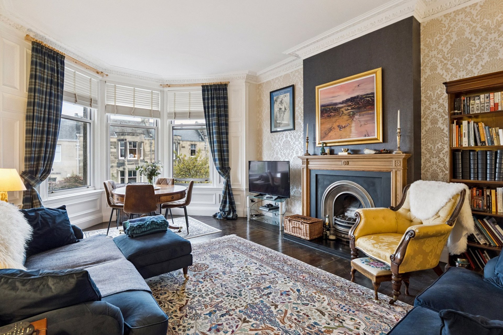 64/2 Murrayfield Gardens, Edinburgh, Midlothian, EH12 6DQ - Picture #2