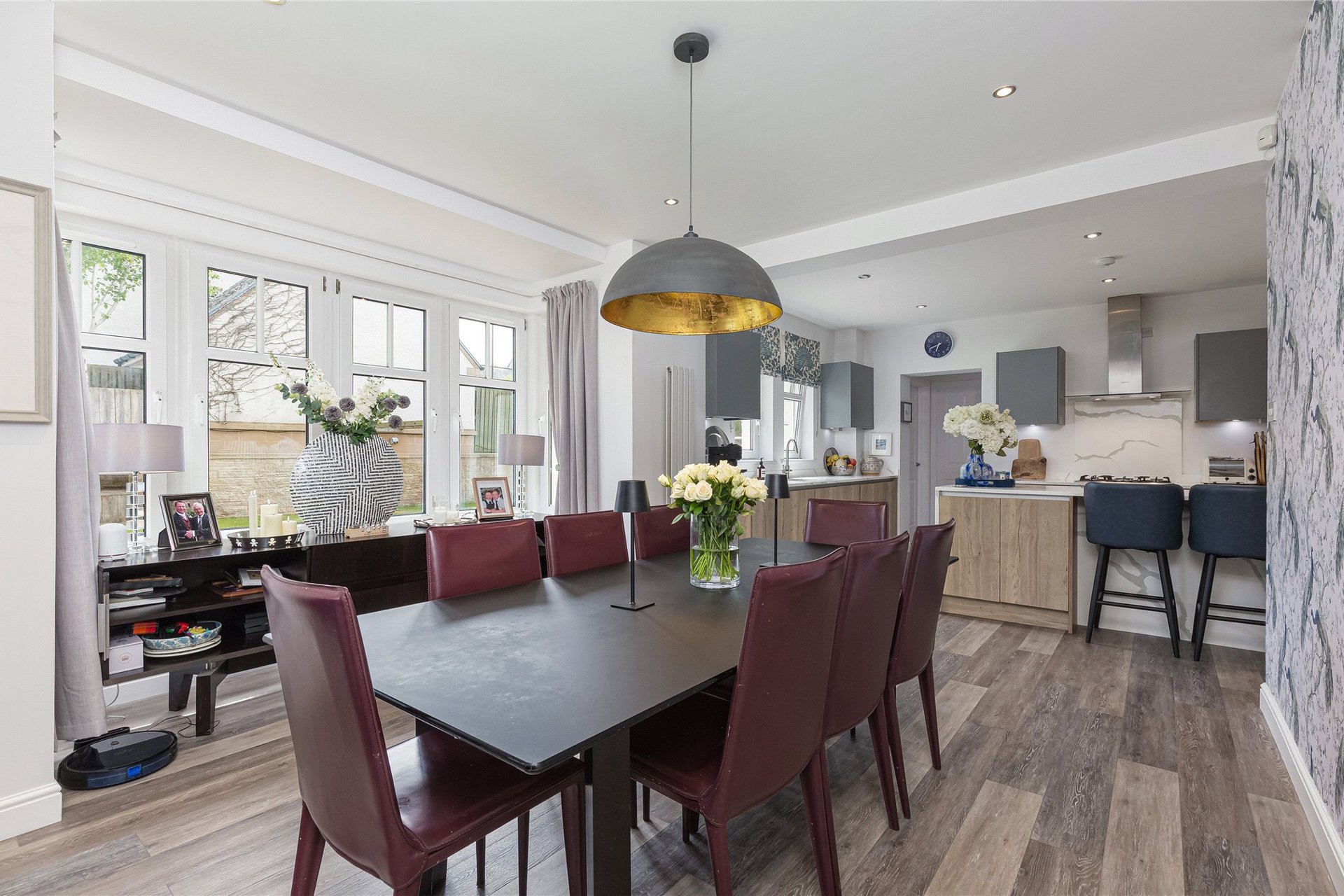 18 Brighouse Park Drive, Edinburgh, EH4 6QG - Picture #8