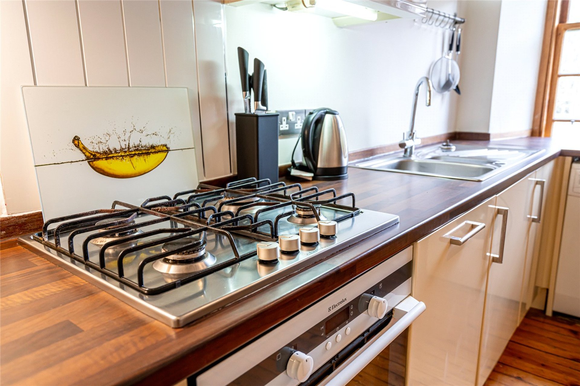 Flat 6, 12 Gardners Crescent, Fountainbridge, Edinburgh, EH3 8DE - Picture #7