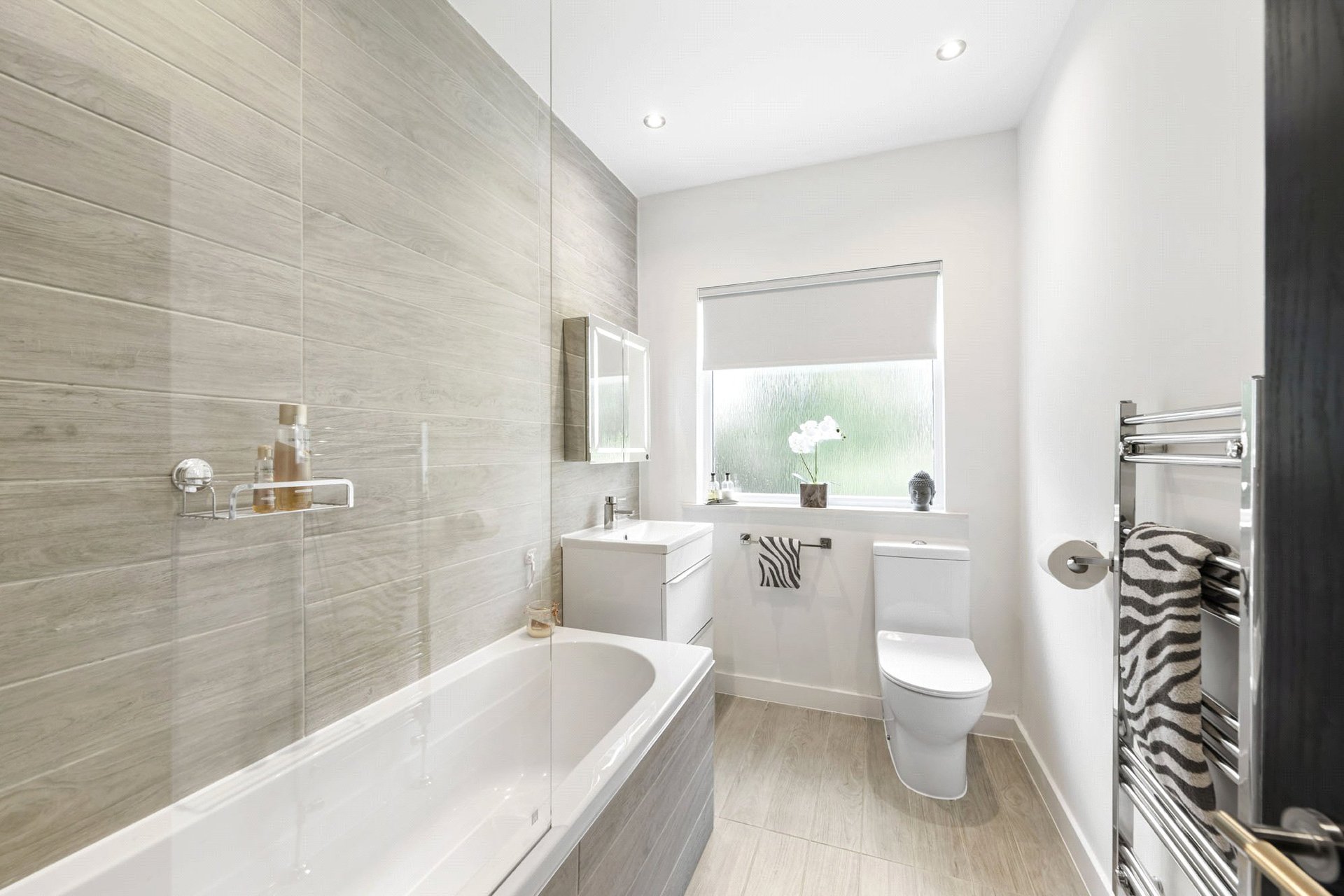 Flat 2-2, 1 Herndon Court, Newton Mearns, Glasgow, G77 5DW - Picture #21