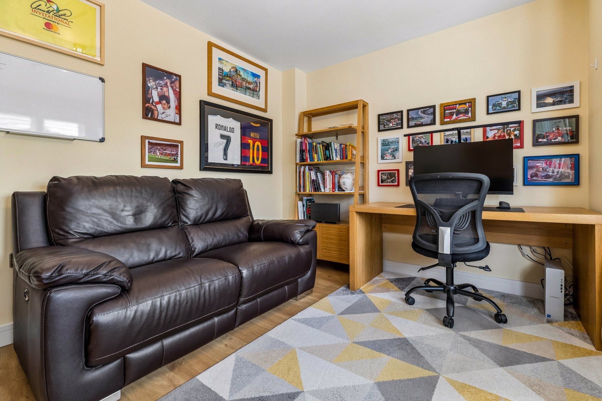 1 Hillfield Drive, Newton Mearns, Glasgow, G77 6GD - Picture #22