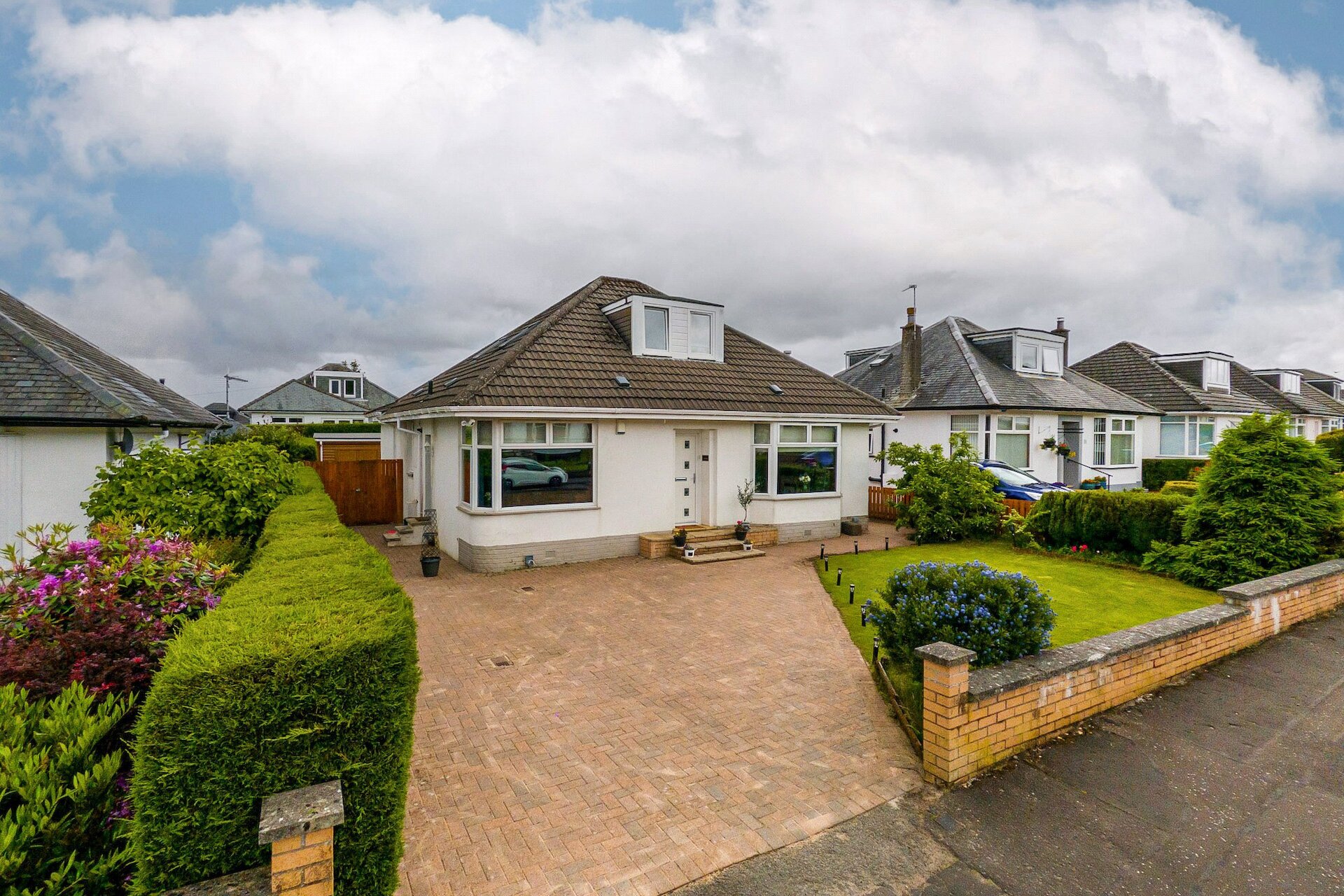 30 Knollpark Drive, Clarkston, Glsagow, G76 7SY - Picture #1