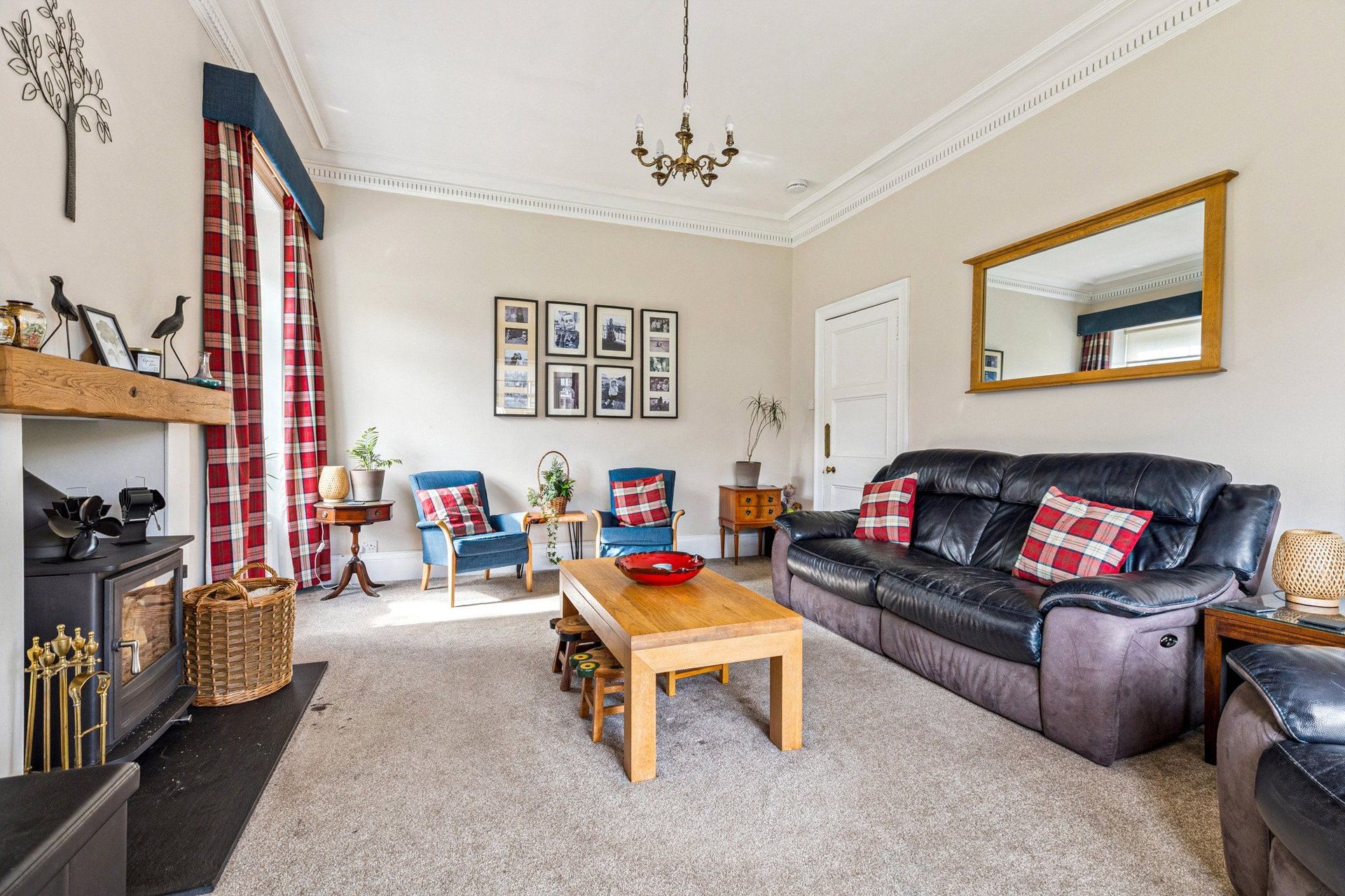 Knaresby, 6 Newton Avenue, Elderslie, Johnstone, PA5 9BB - Picture #11