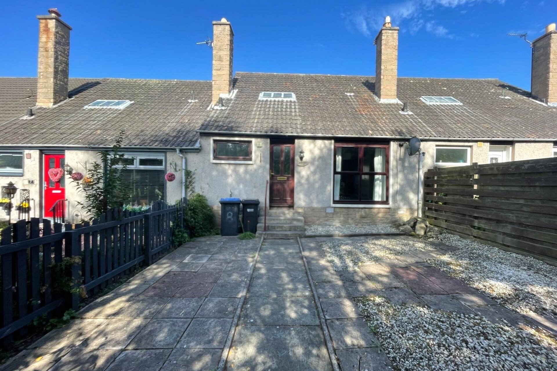 8 Douglas Court, Denholm, Hawick, Scottish Borders, TD9 8NT - Picture #1