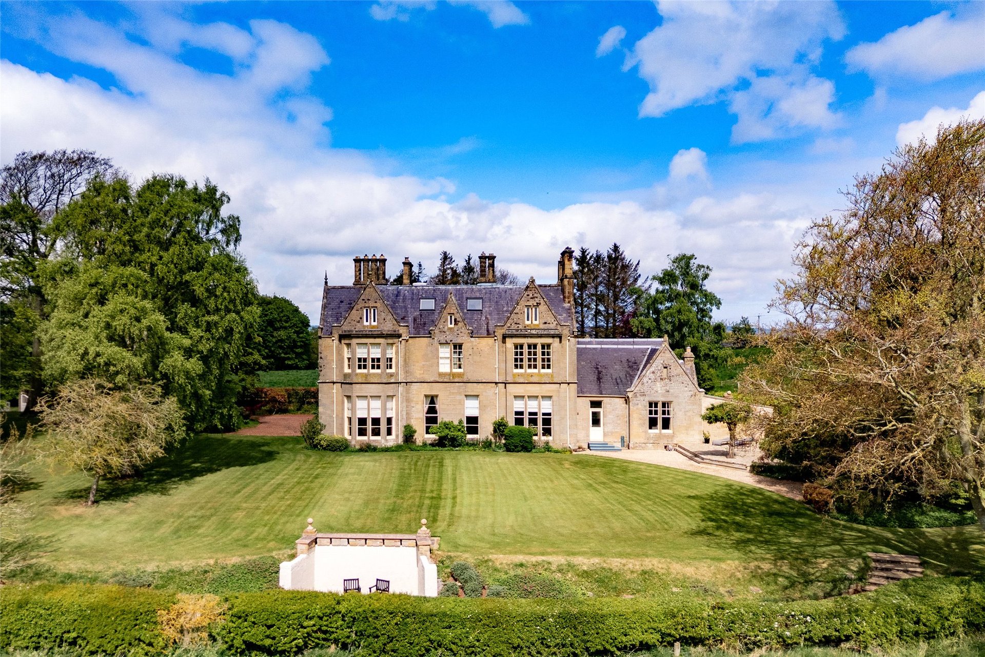 Laws House, Duns, Berwickshire, TD11 3LU - Picture #30