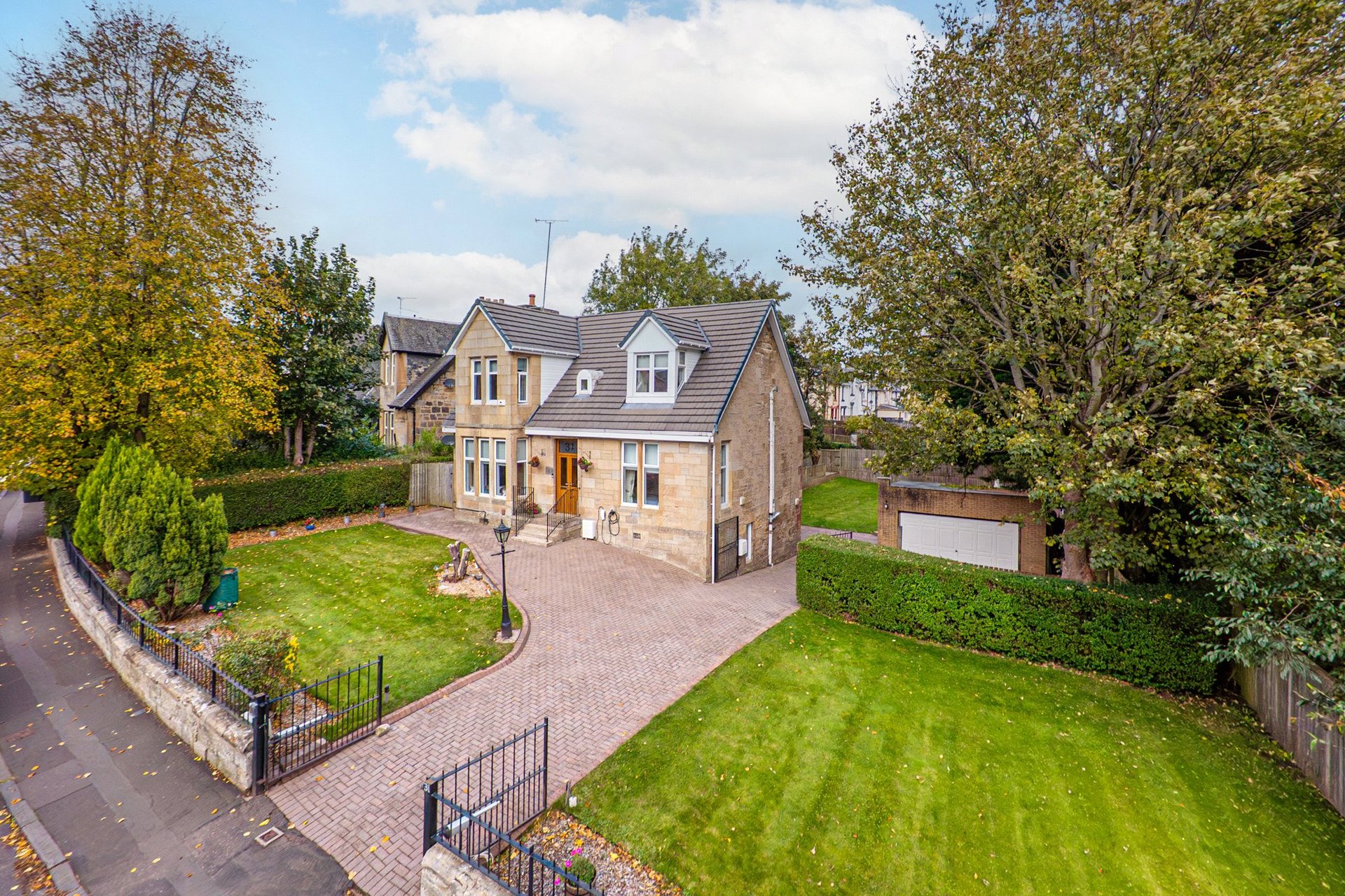 31 Hamilton Drive, Cambuslang, Glasgow, G72 8JQ - Picture #2