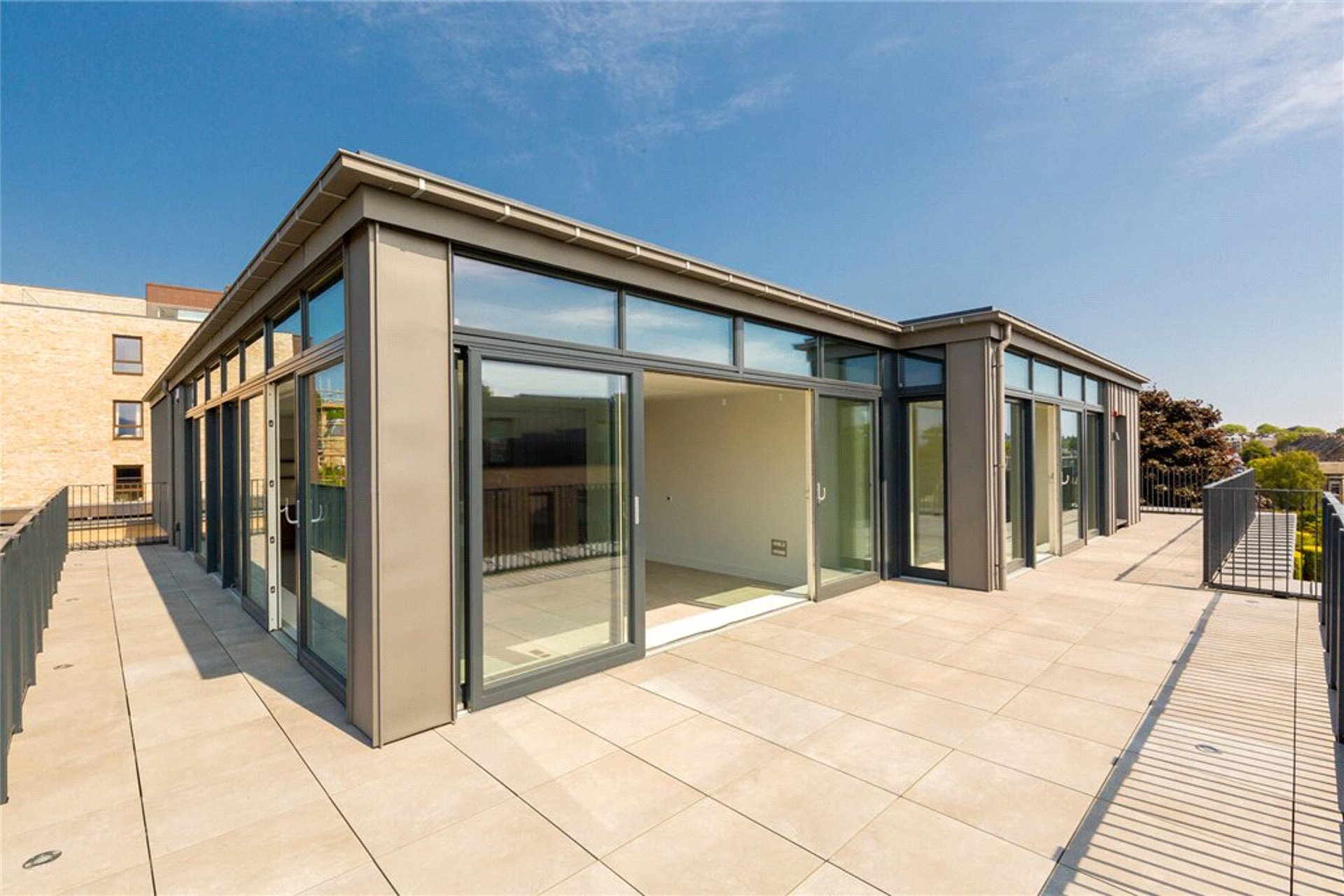 Penthouse, Apartment 28 Torwood, 30 Corstorphine Road, Edinburgh, Midlothian, EH12 6HP - Picture #16