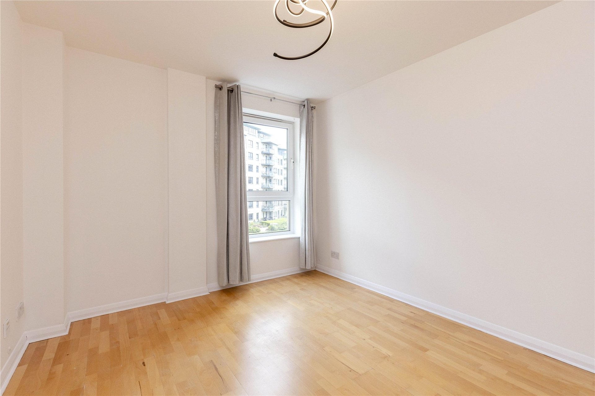 Flat 11, 1 Portland Row, Leith, Edinburgh, EH6 6NH - Picture #13