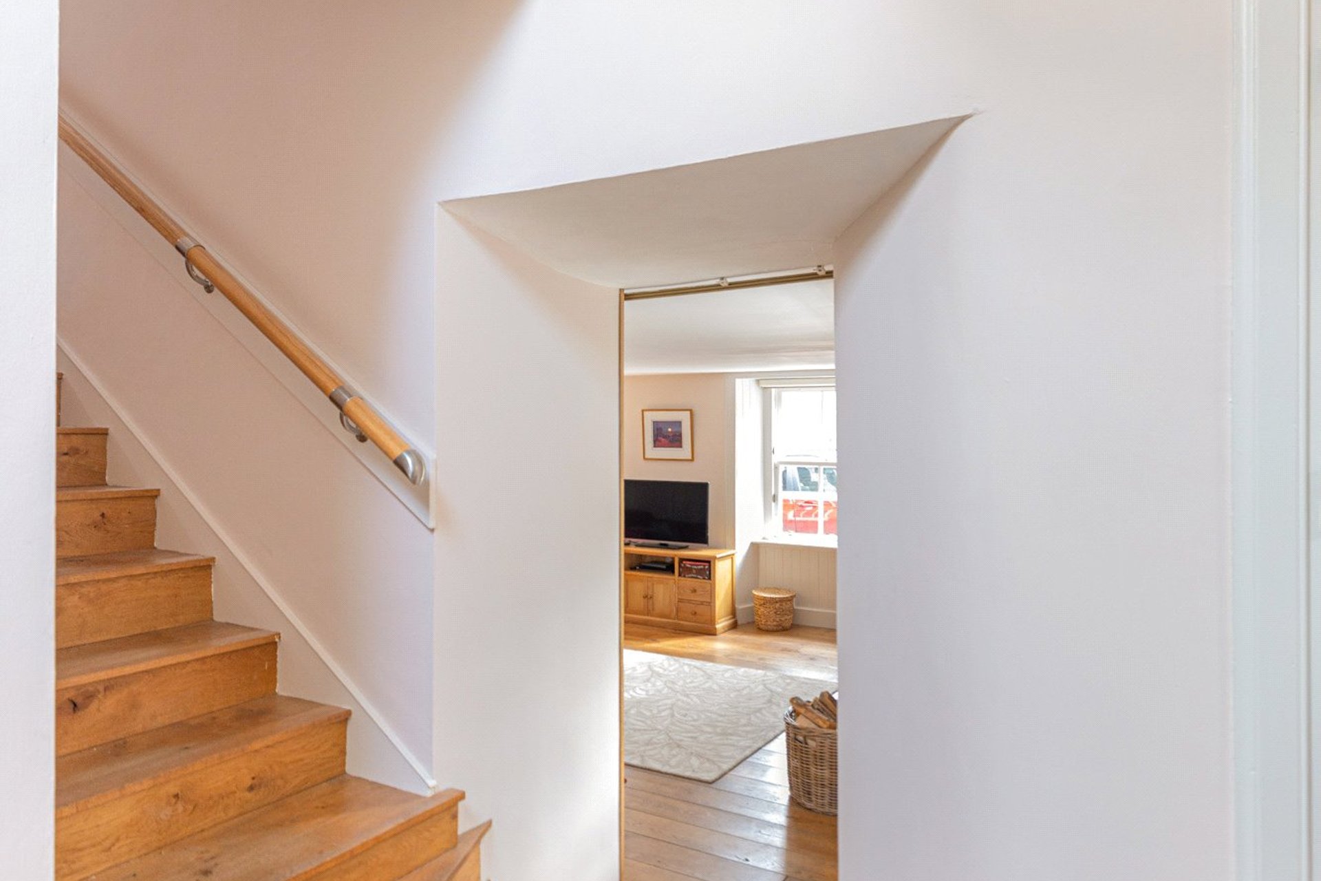 Quarry Cottage, 30C Polnoon Street, Eaglesham, East Renfrewshire, G76 0BG - Picture #5
