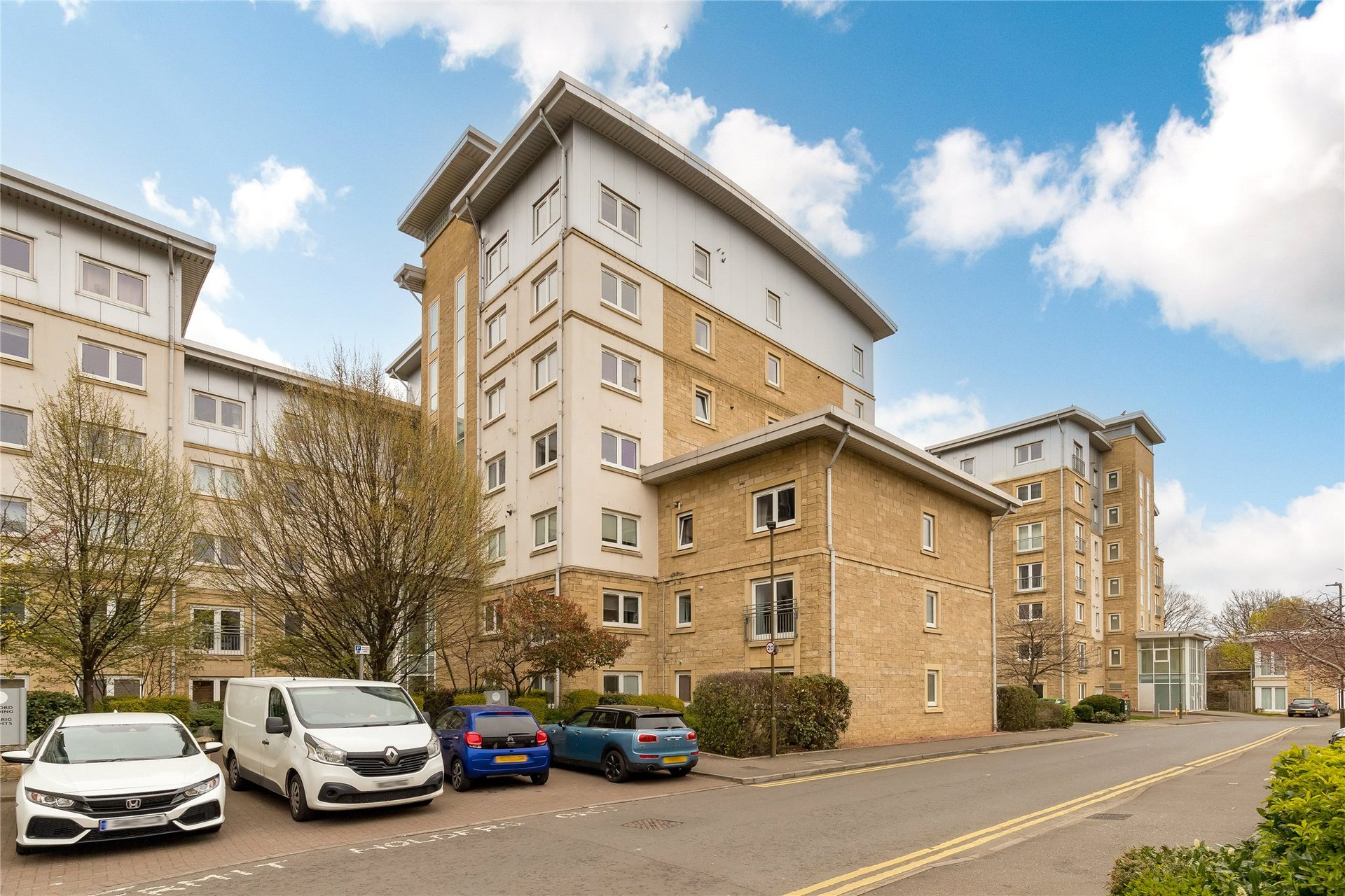 10/4 Pilrig Heights, Pilrig, Edinburgh, EH6 5BB - Picture #2