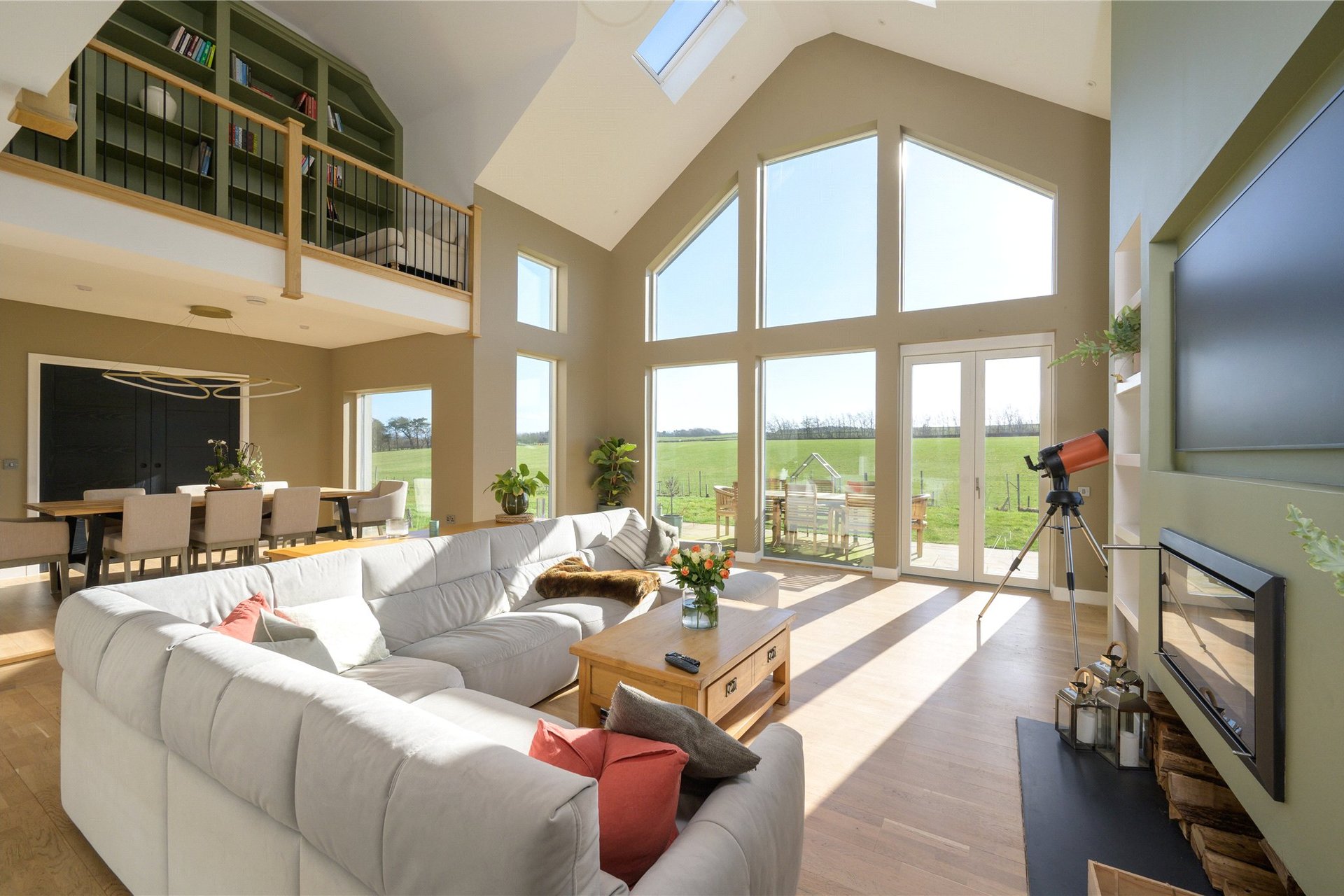 Bella Vista, 15 Longford Crofts, West Calder, West Lothian, EH55 8FD - Picture #5