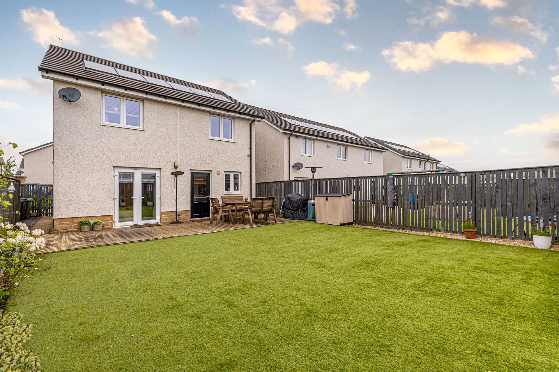 17 Staffin Way, Newton Mearns, Glasgow, G77 5GY - Picture #32