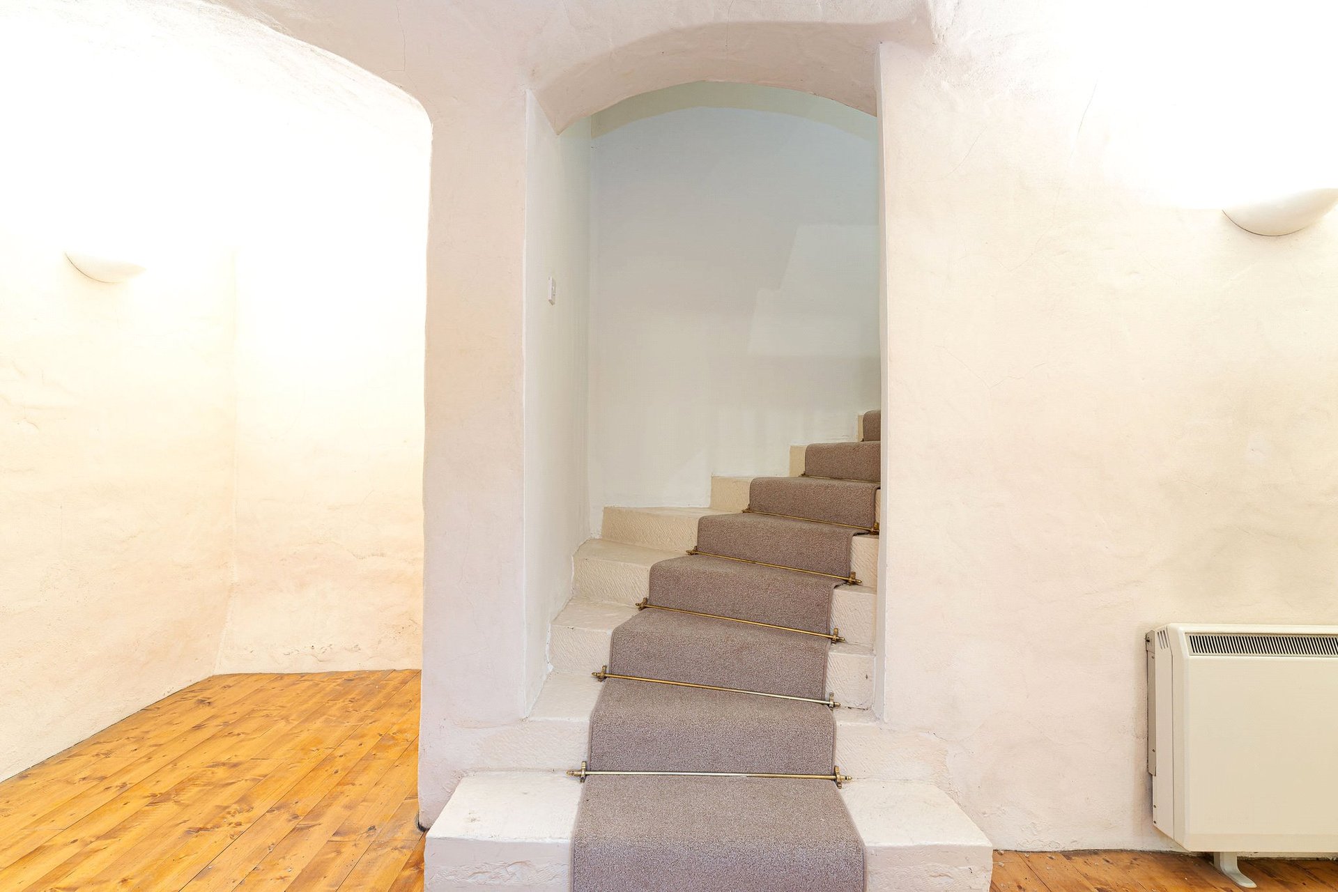 2 Ramsay Garden, Edinburgh, EH1 2NA - Picture #19