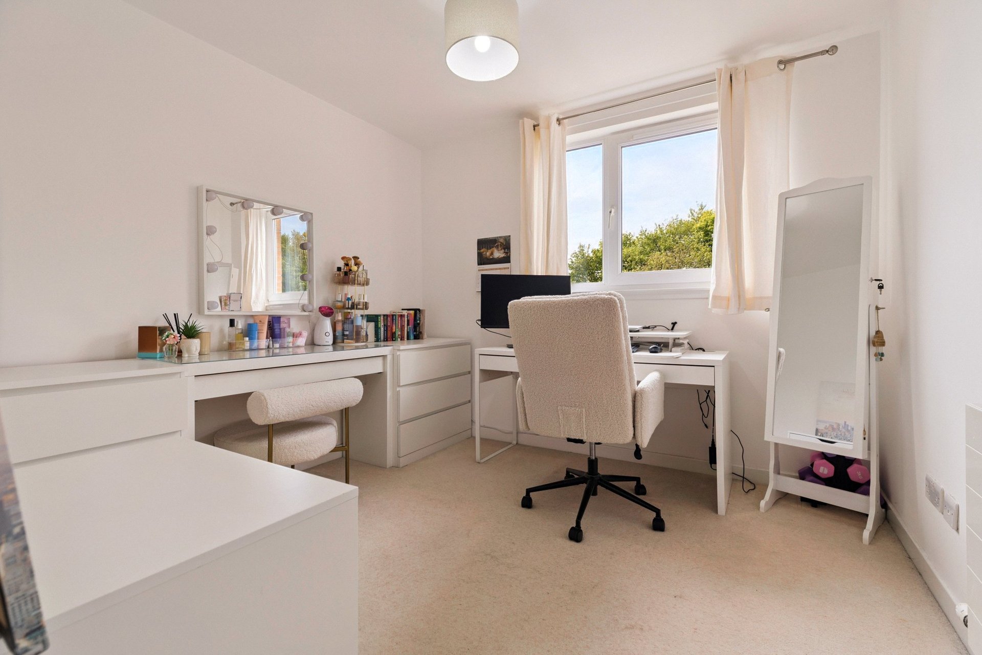 52 Canniesburn Quadrant, Bearsden, G61 1RW - Picture #17