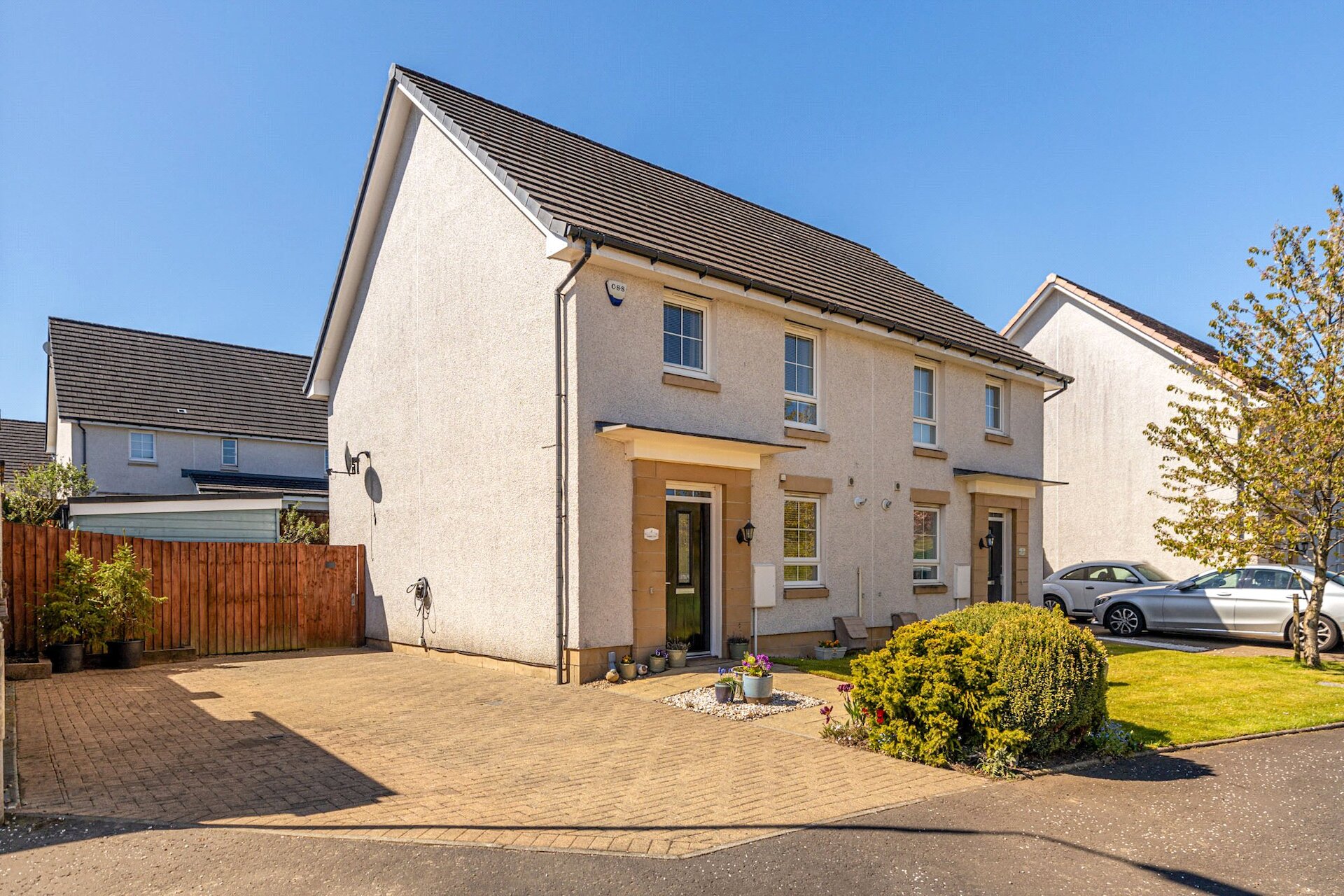 1 Lavender Drive, Newton Mearns, Glasgow, East Renfrewshire, G77 6AF - Picture #1