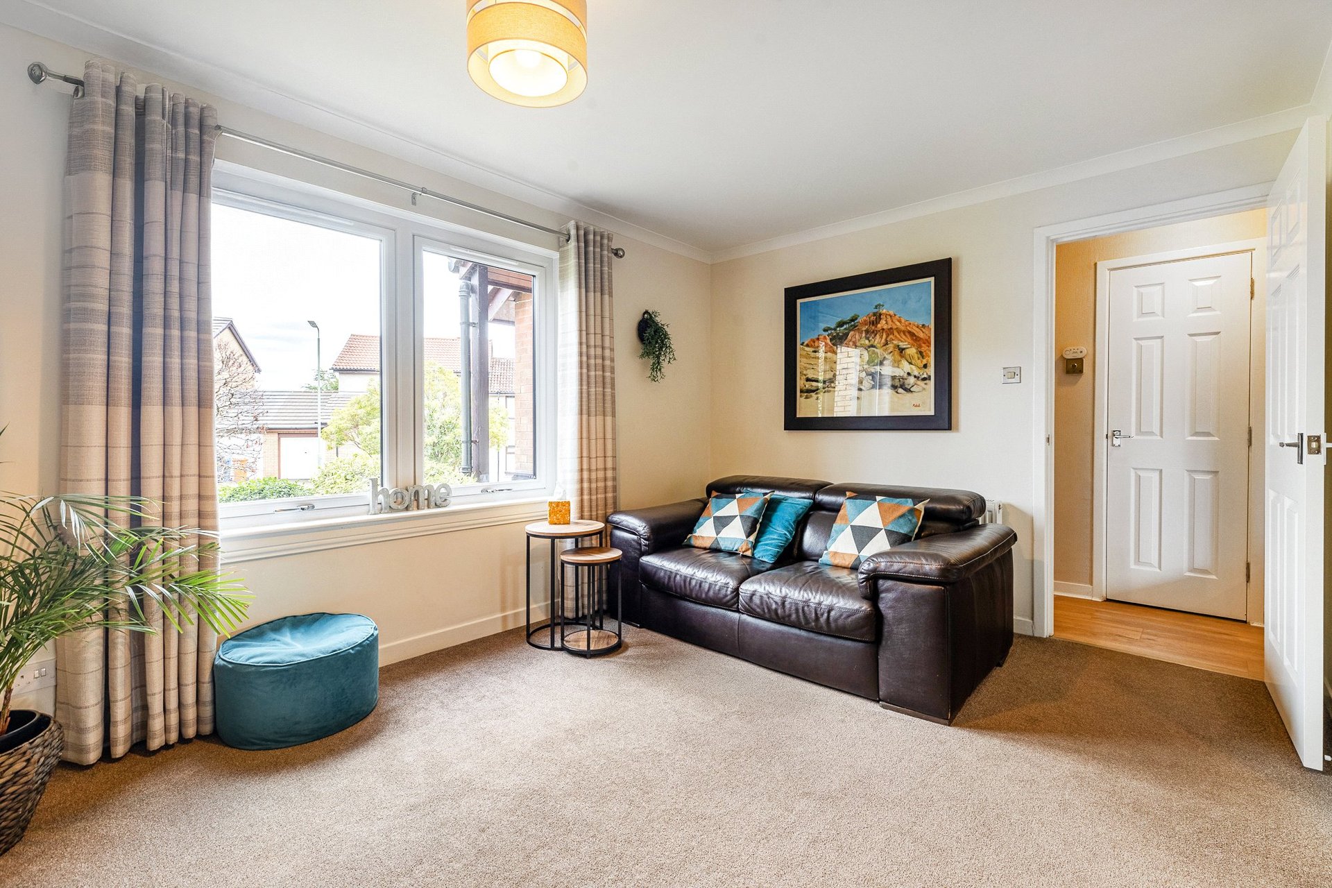 28 Corbie Place, Milngavie, G62 7NB - Picture #6