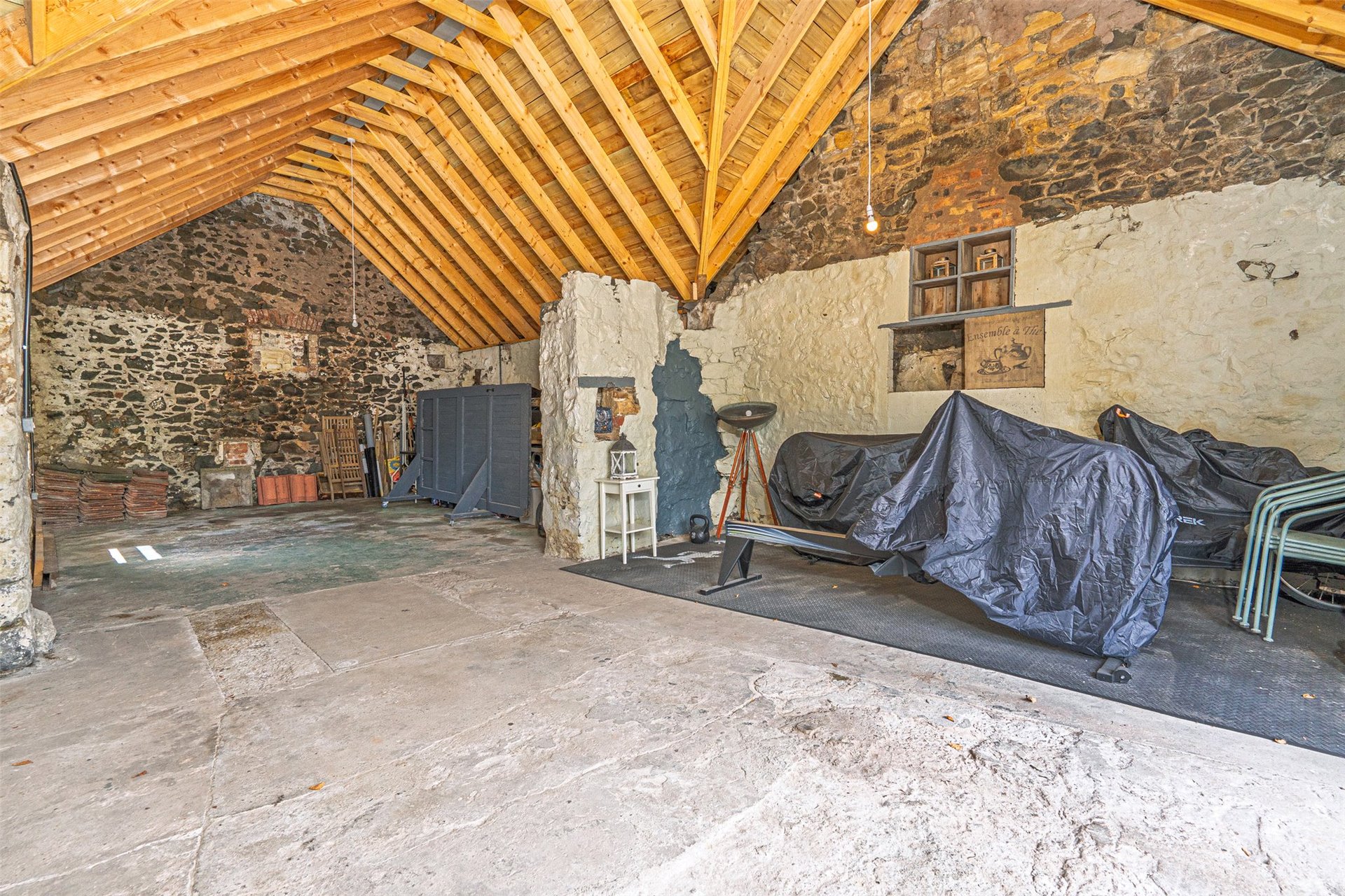 Kingarroch Cottage and Smiddy, Main Street, Craigrothie, Fife, KY15 5QA - Picture #38