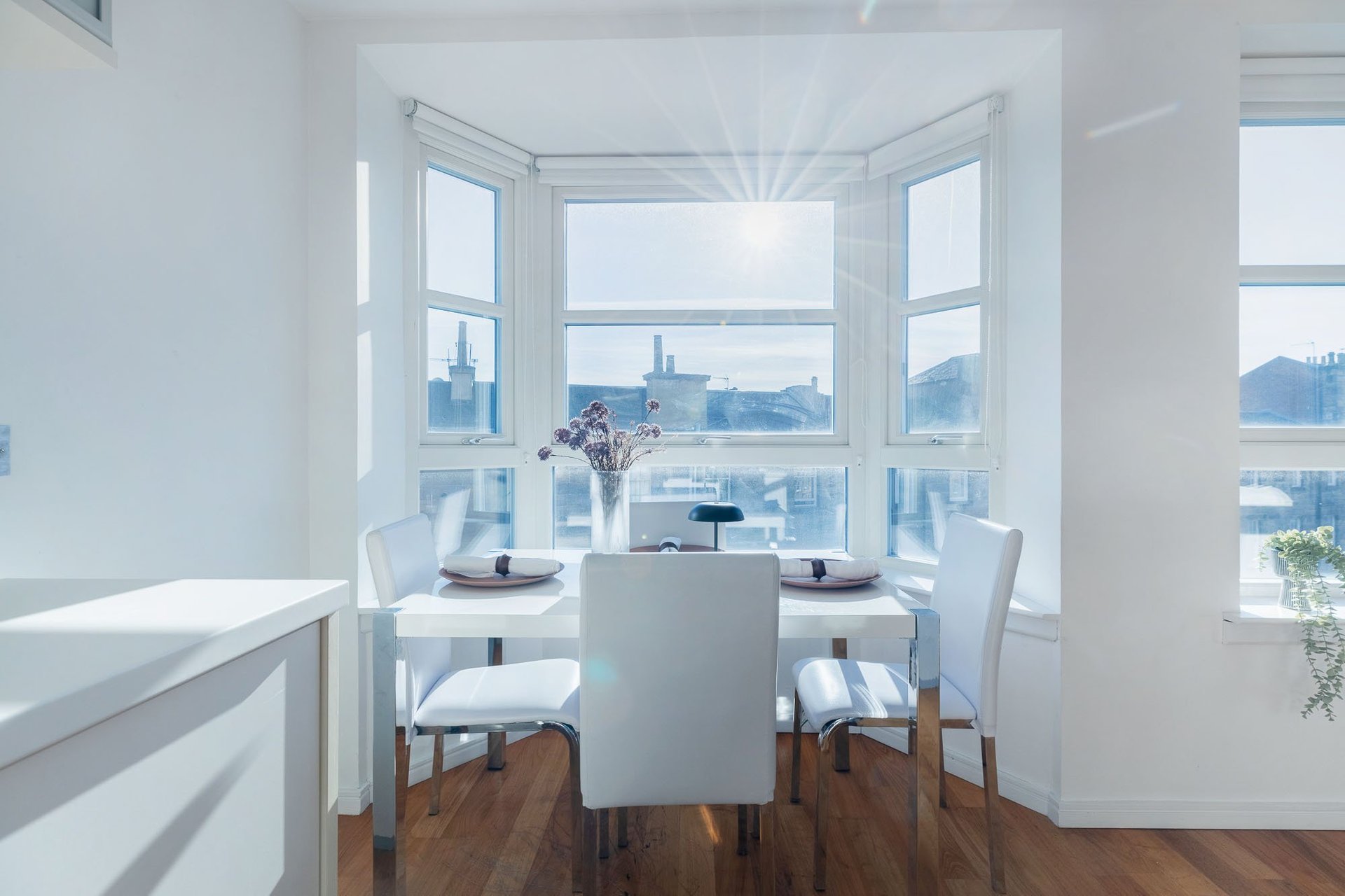 4/1 Park House, 10 Park Circus Place, Park, Glasgow, G3 6AN - Picture #6