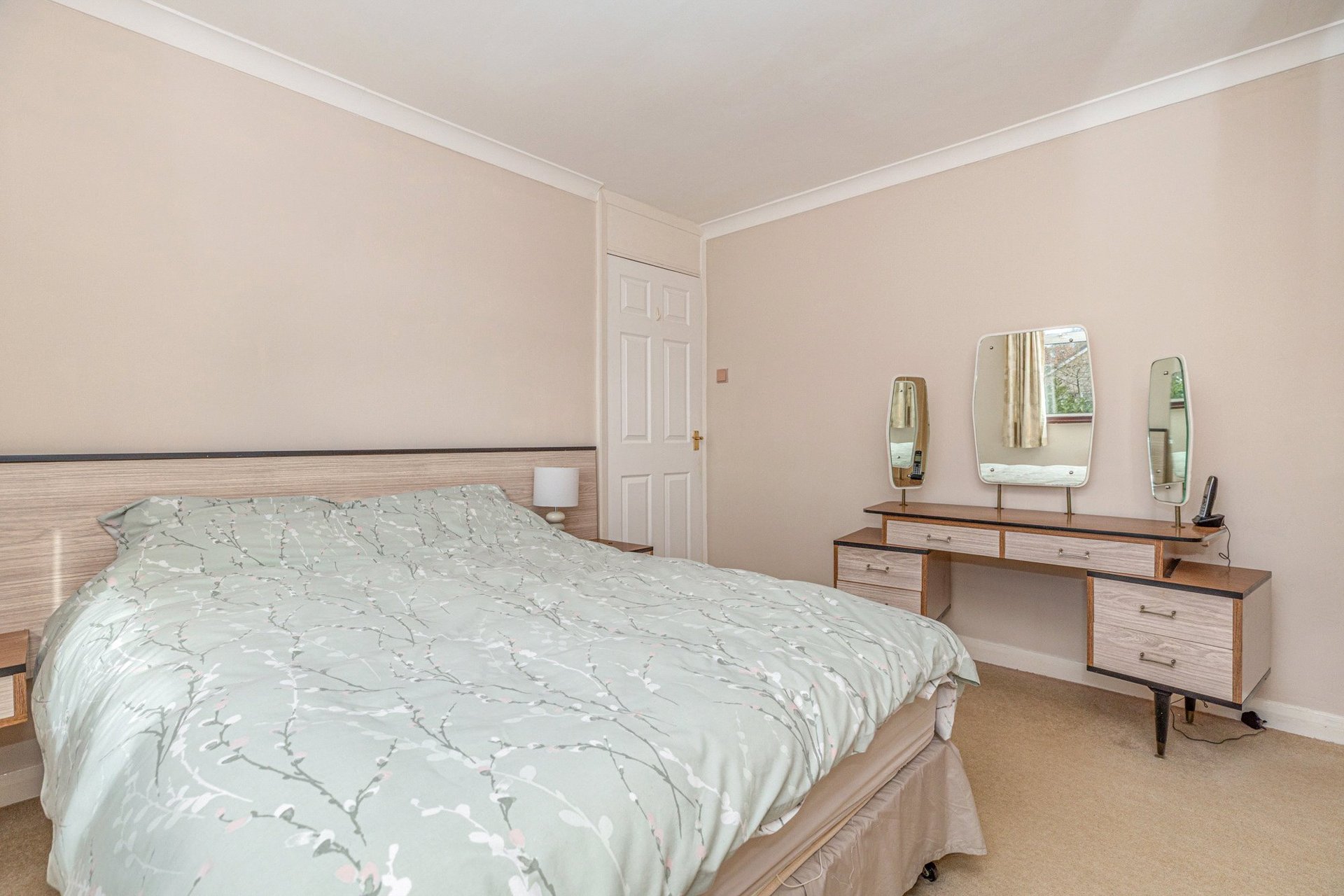 54 Rosslyn Road, Bearsden, G61 4DN - Picture #15