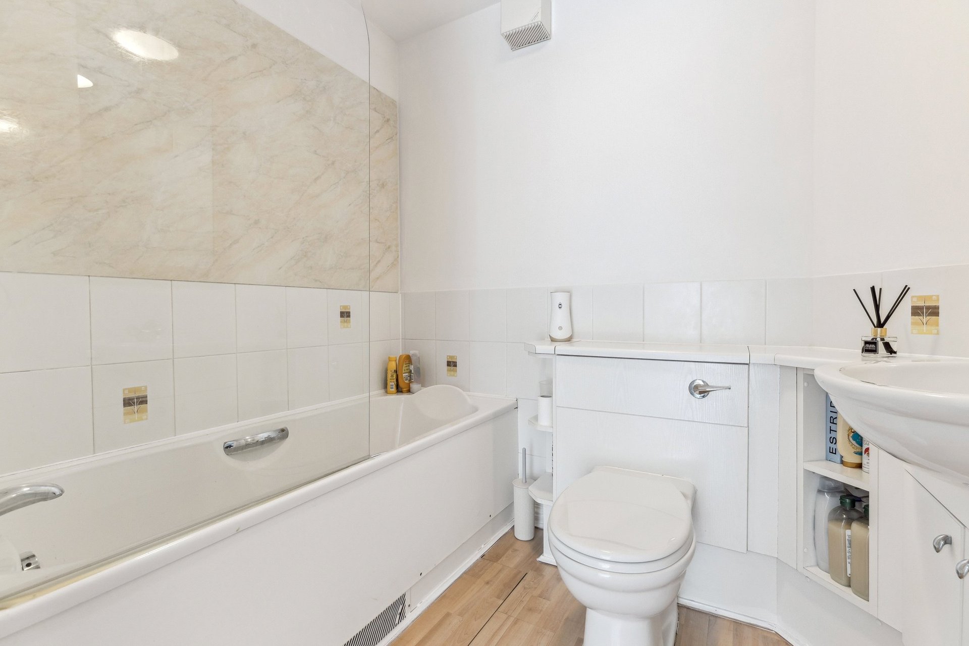 2/1, 17 Branklyn Court, Anniesland, Glasgow, G13 1GL - Picture #16
