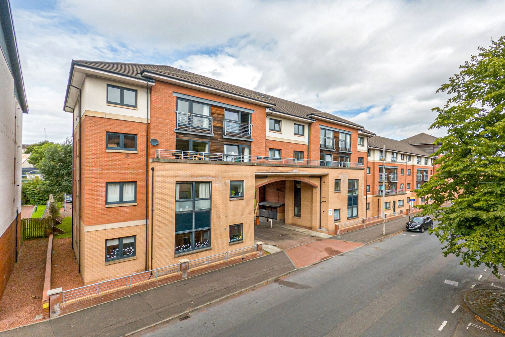 2/2, 68 Kelvinhaugh Street, Yorkhill, Glasgow, G3 8PW - Picture #1