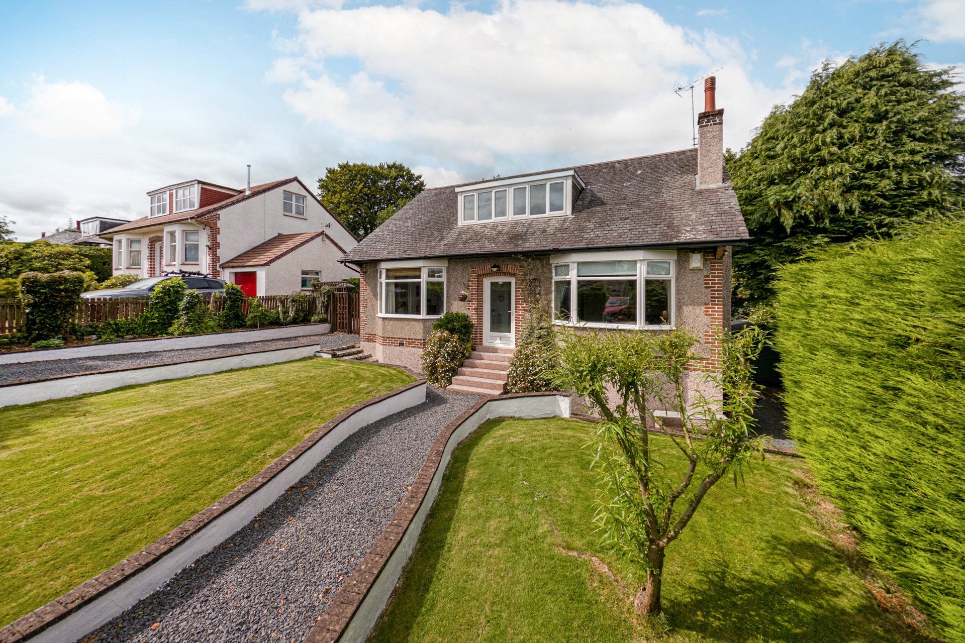 2 Raeside Avenue, Newton Mearns, Glasgow, G77 5AD - Picture #2