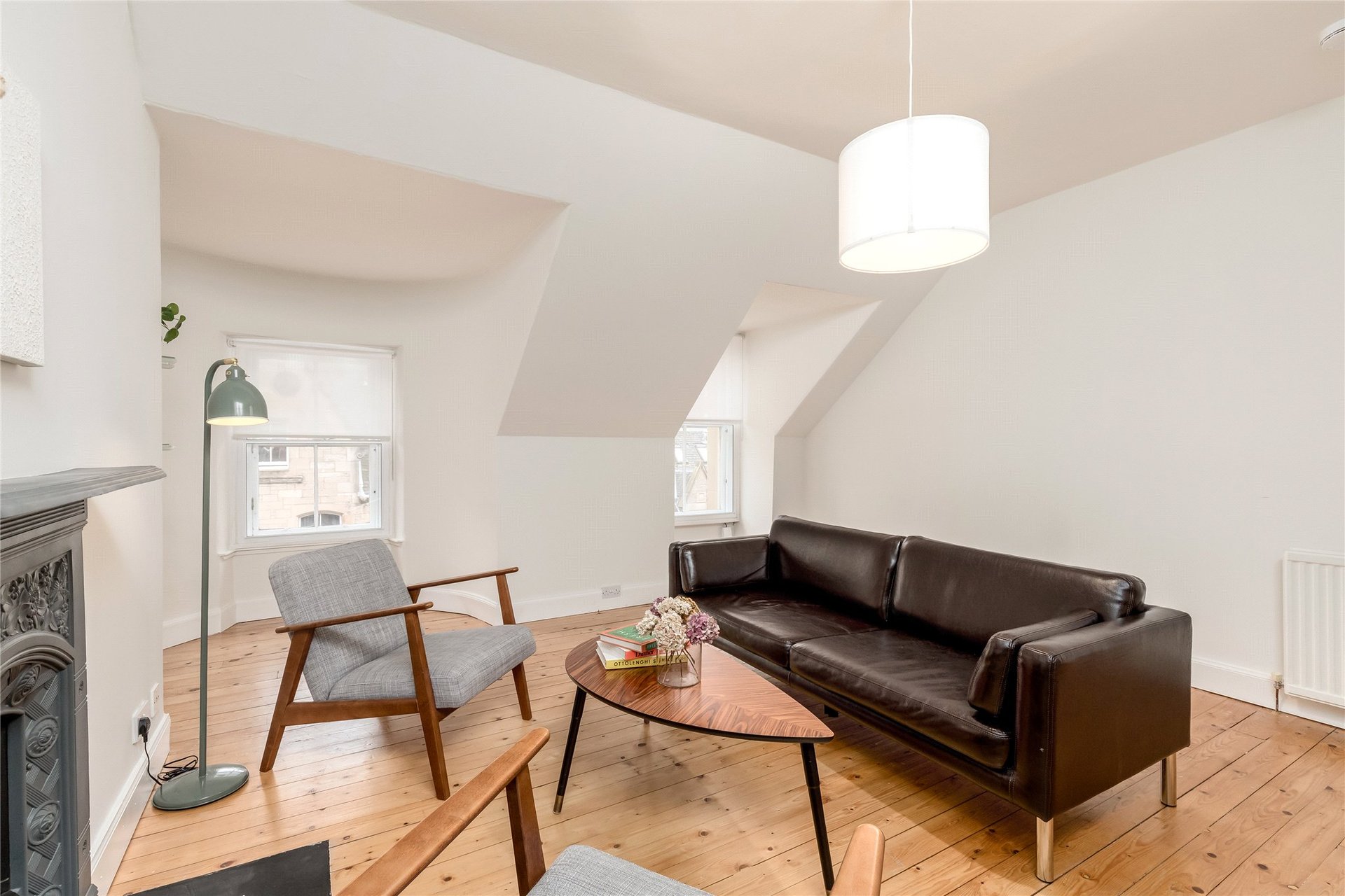 51/14 Cockburn Street, Old Town, Edinburgh, EH1 1BS - Picture #3