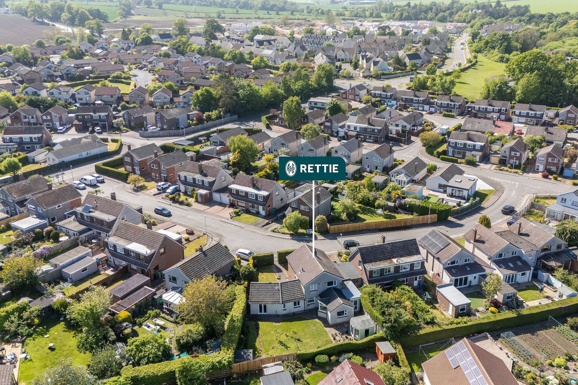 12 Morton Crescent, St. Andrews, Fife, KY16 8RA - Picture #1