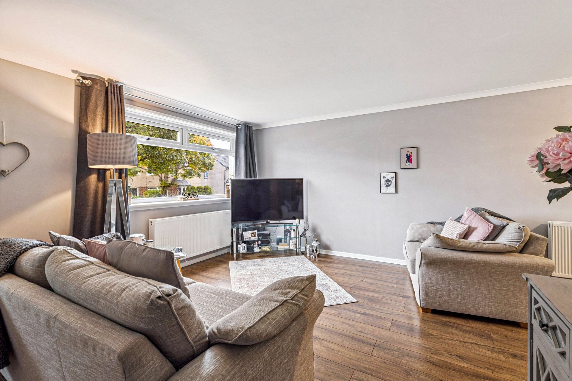 49 Alloway Drive, Newton Mearns, Glasgow, G77 5TG - Picture #4