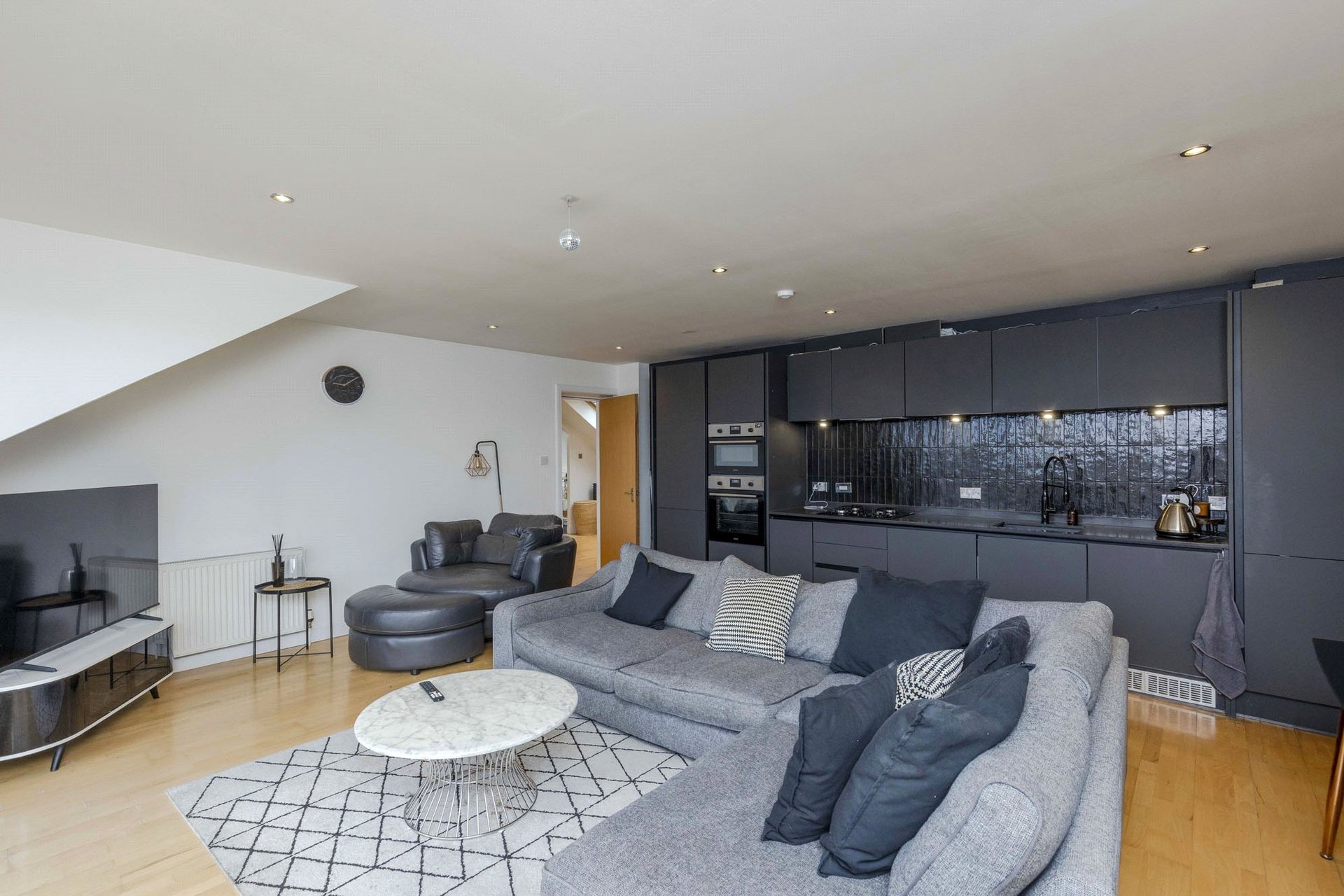 Flat 16, 163 Easter Road, Edinburgh, EH7 5QB - Picture #4