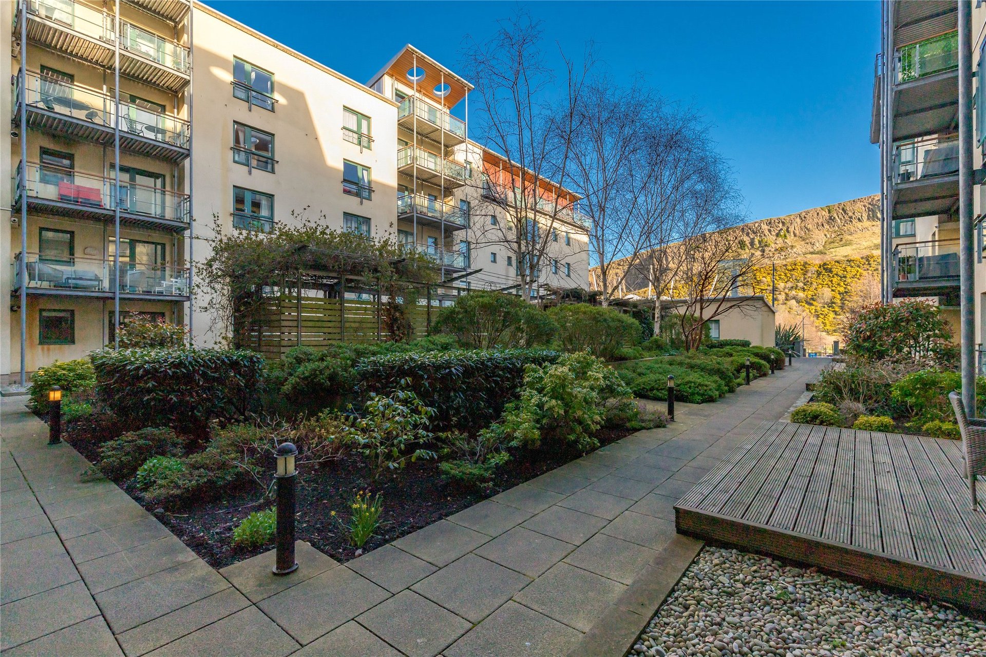 Flat 38, The Park, 89 Holyrood Road, Edinburgh, EH8 8BA - Picture #25