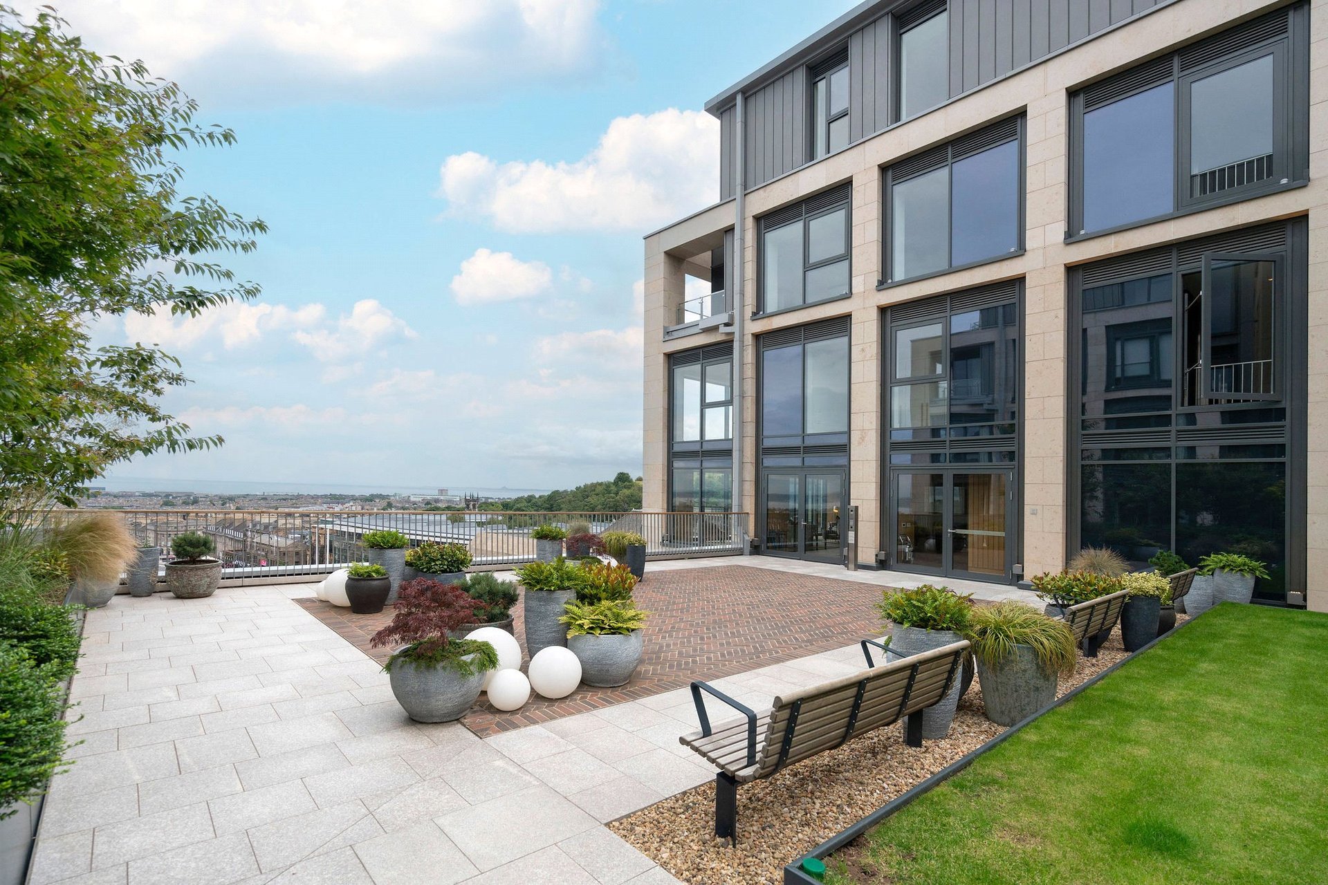 Flat 38, 1 Elder Street, Edinburgh, Midlothian, EH1 3BS - Picture #13
