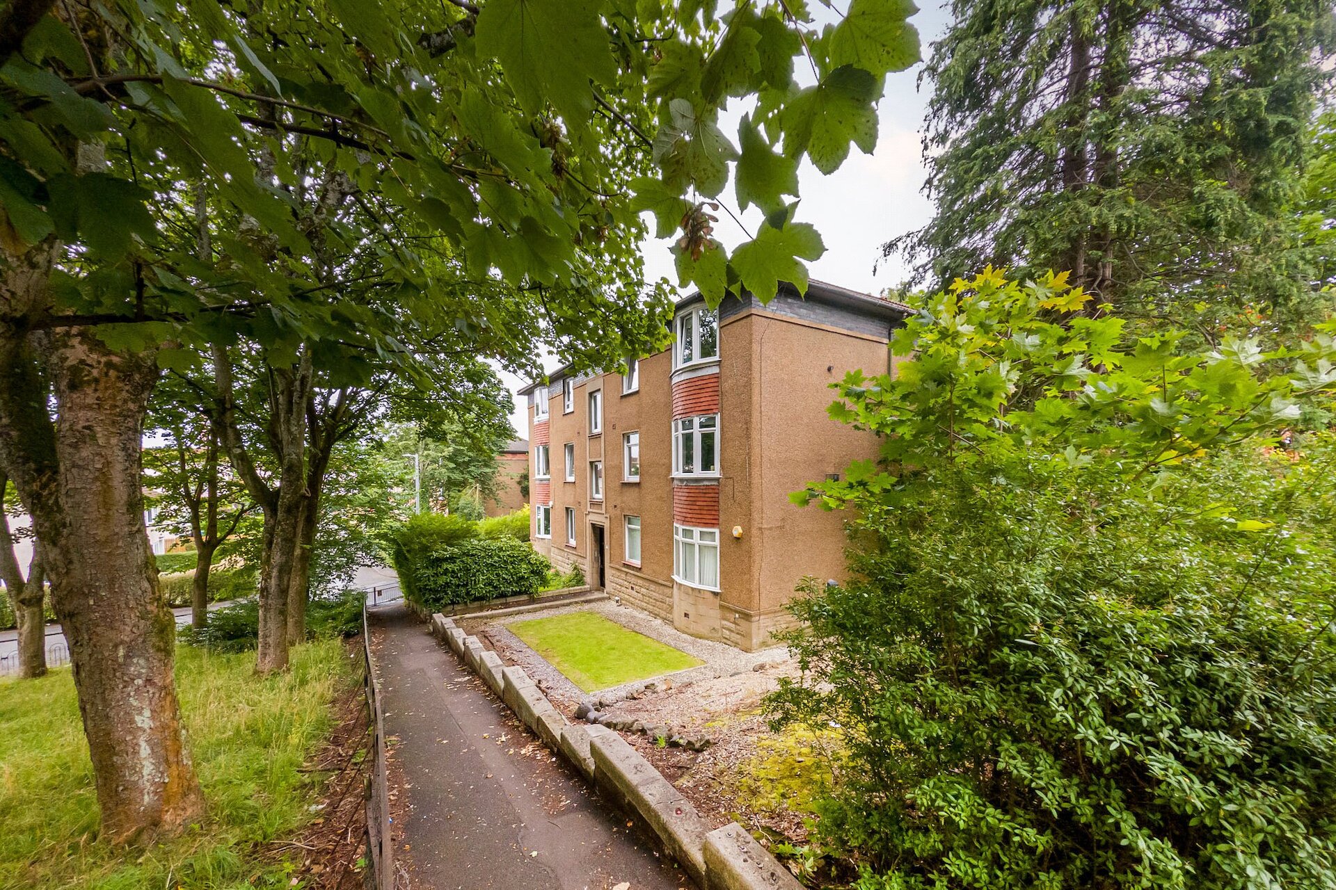 2/2, 12 Ripon Drive, Kelvindale, Glasgow, G12 0DX - Picture #1