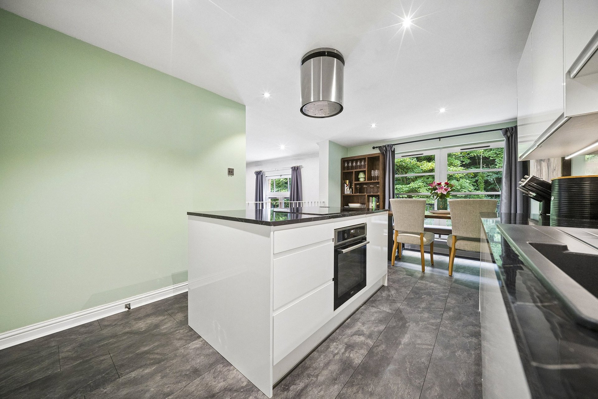 16 Coltbridge Millside, Edinburgh, EH12 6AP - Picture #6