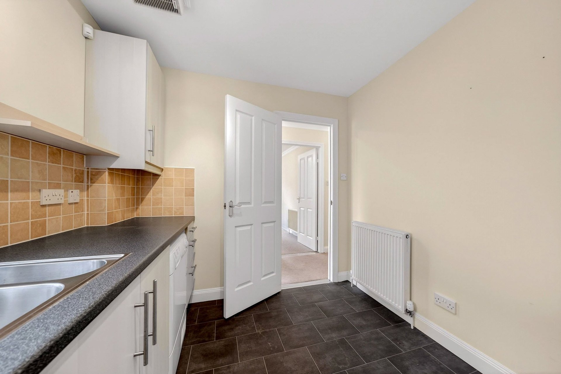 24 Bavelaw Green, Balerno, EH14 7GD - Picture #5