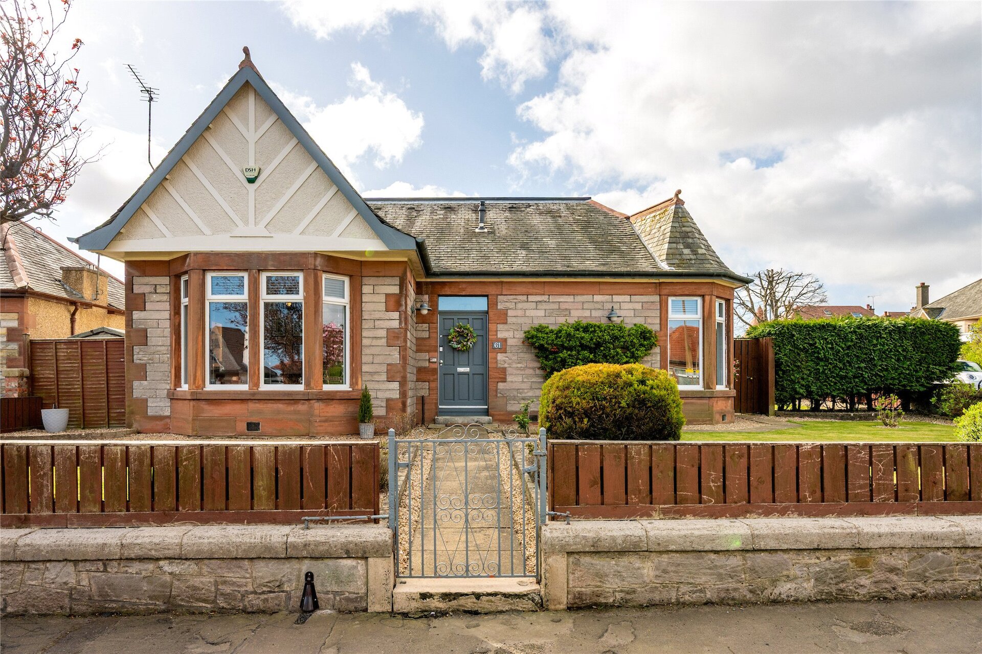 61 Duddingston Road, Edinburgh, EH15 1SD - Picture #1