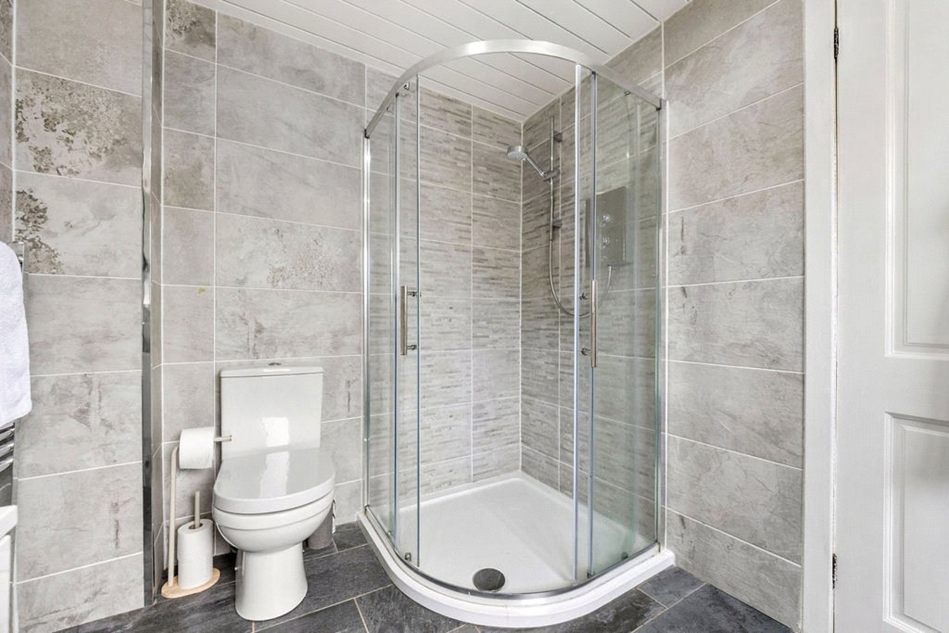 8 Argyll Road, Bearsden, G61 3JX - Picture #22