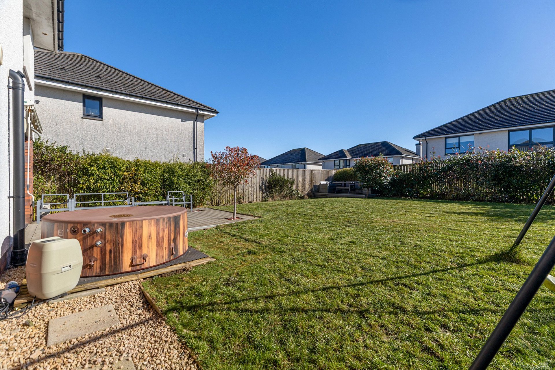 16 Aldton Park, Newton Mearns, Glasgow, G77 5UT - Picture #35