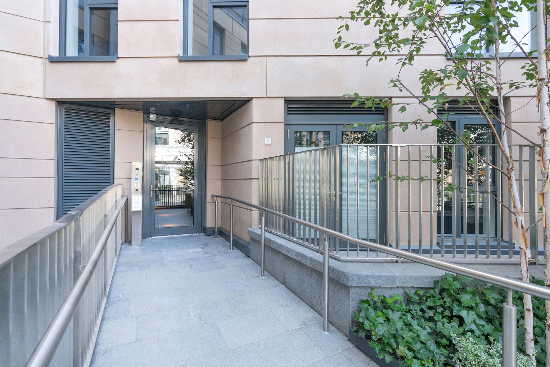 Flat 1 (Pavilion C), 1 Elder Street, Edinburgh, Midlothian, EH1 3BS - Picture #10