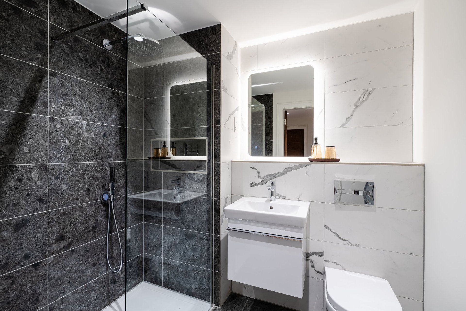 Apartment Four, No.9 Barnton Avenue West, Edinburgh, EH4 6DF - Picture #10