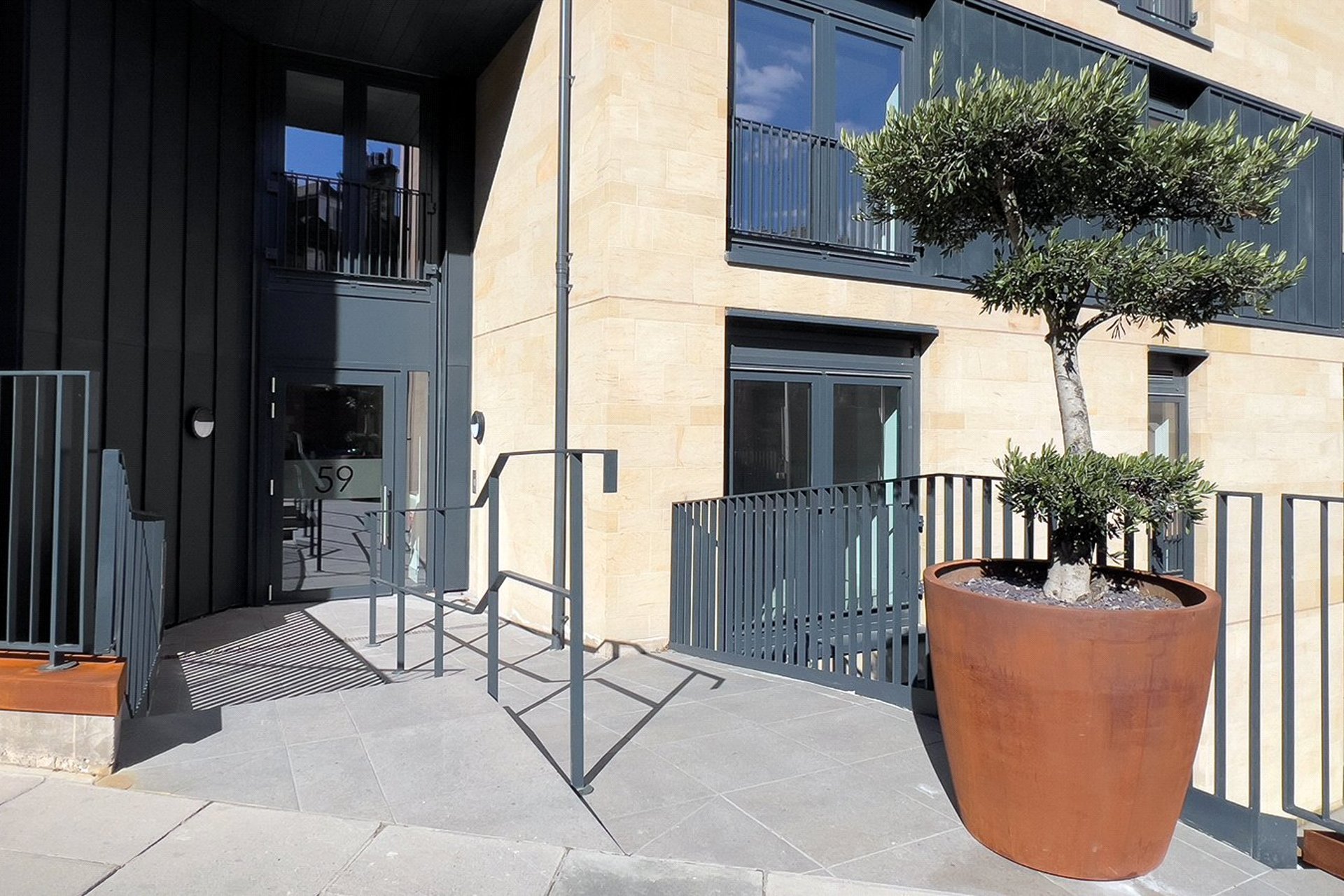 B2-07 Flat 2, 59 Belford Road, Edinburgh, Midlothian, EH4 3BF - Picture #4