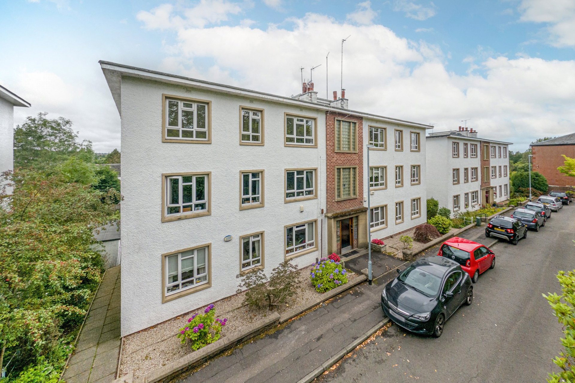 2/1, 2 Ormonde Court, Glasgow, East Renfrewshire, G44 3RE - Picture #2