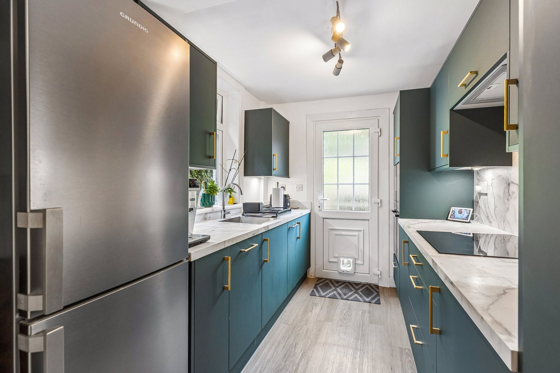63 Kilpatrick Gardens, Clarkston, Glasgow, G76 7RF - Picture #9