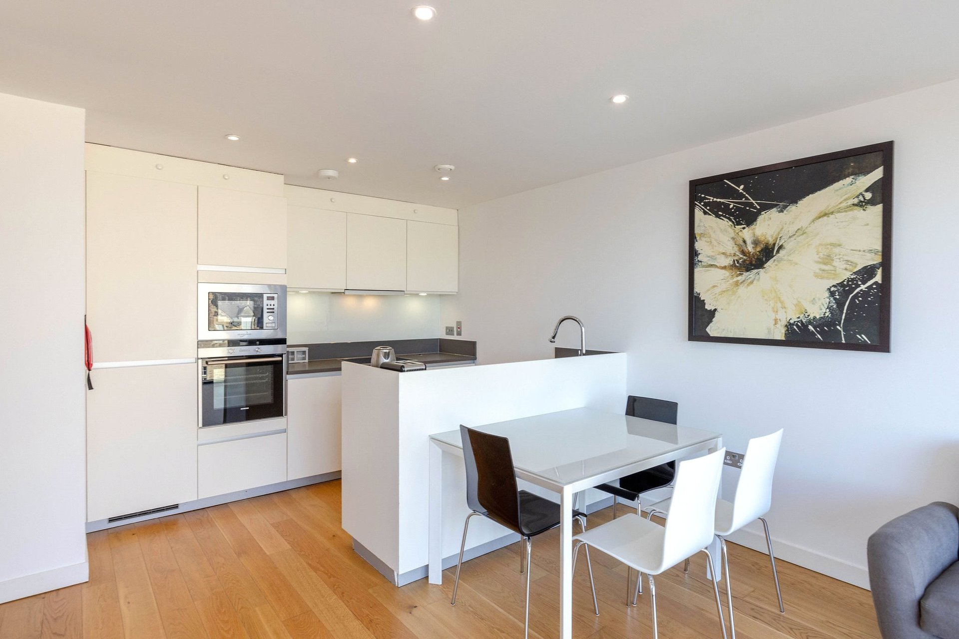Flat 31, 35 Simpson Loan, Quartermile, Edinburgh, EH3 9GH - Picture #6