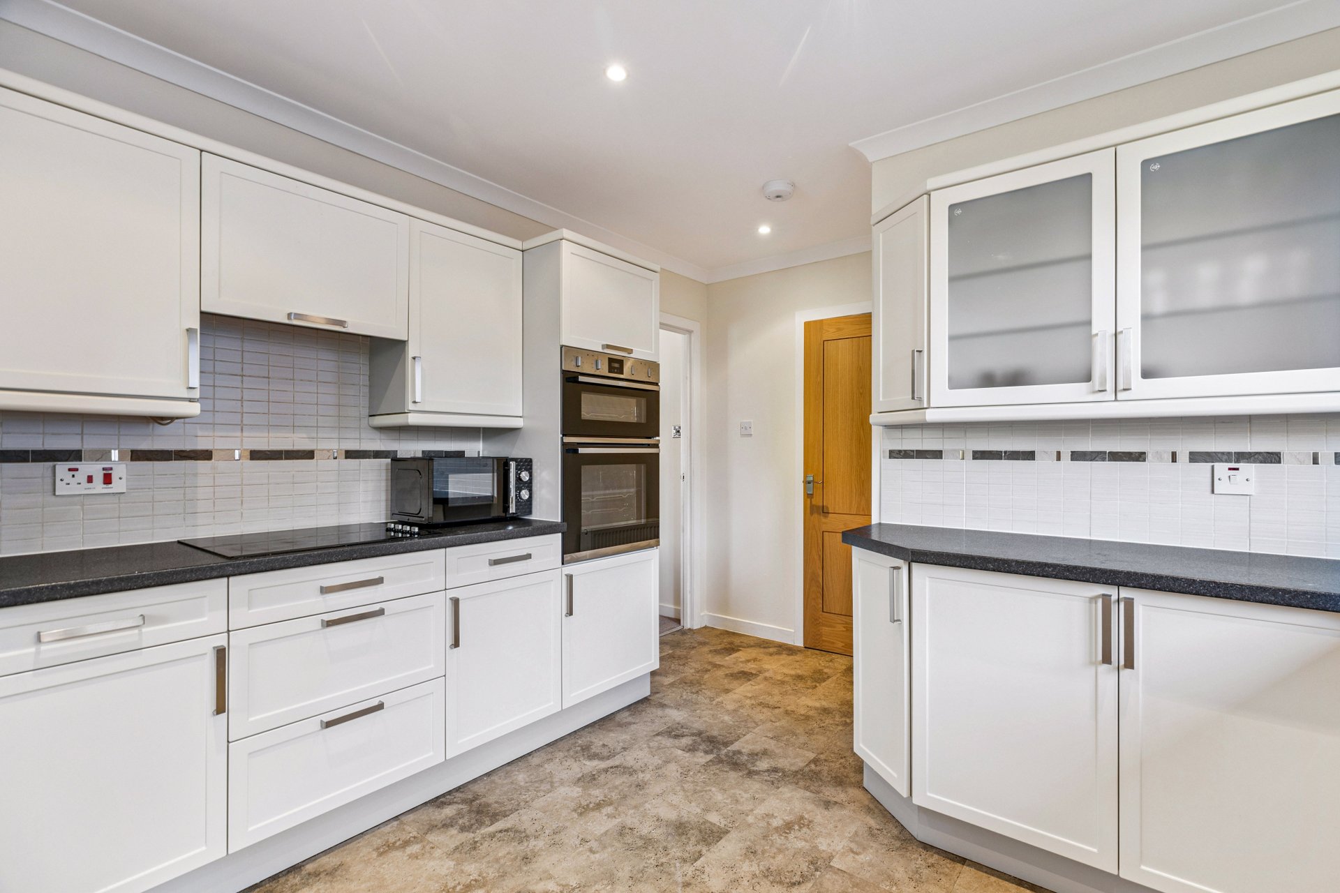 89 Finlay Rise, Milngavie, G62 6QL - Picture #8