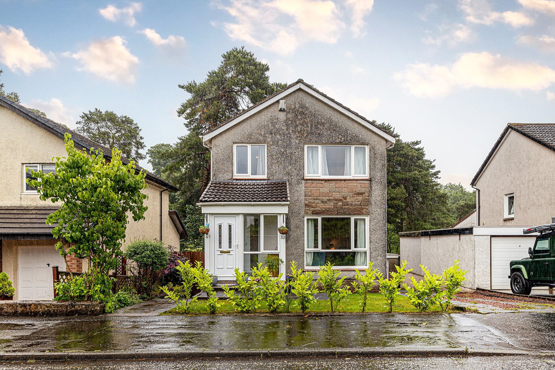 14 Dunglass Place, Milngavie, G62 7RX - Picture #1