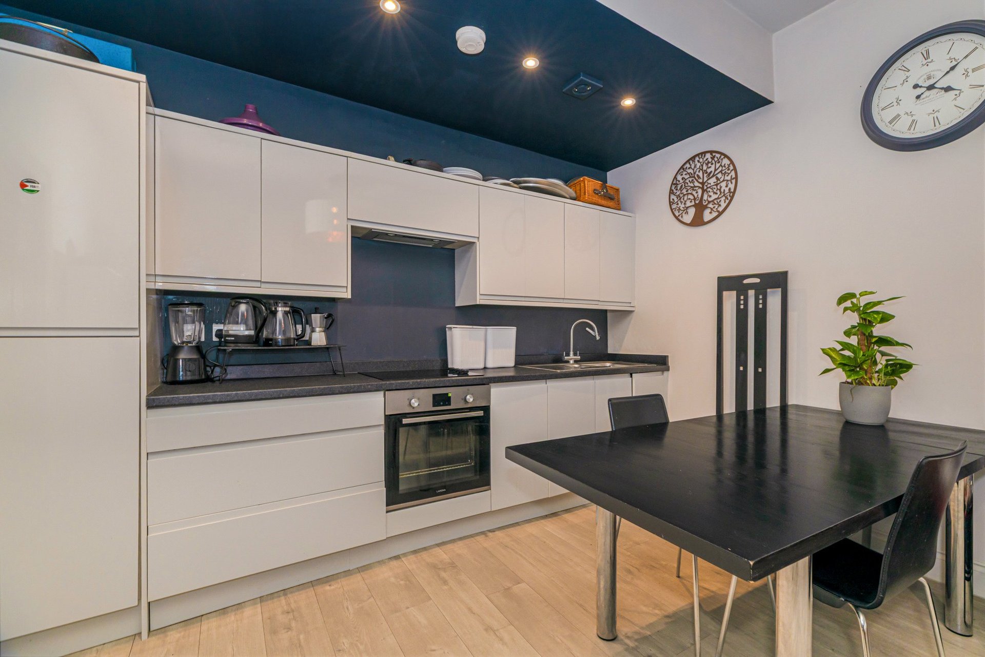 11 Whitevale Street, Glasgow City, G31 1QW - Picture #4
