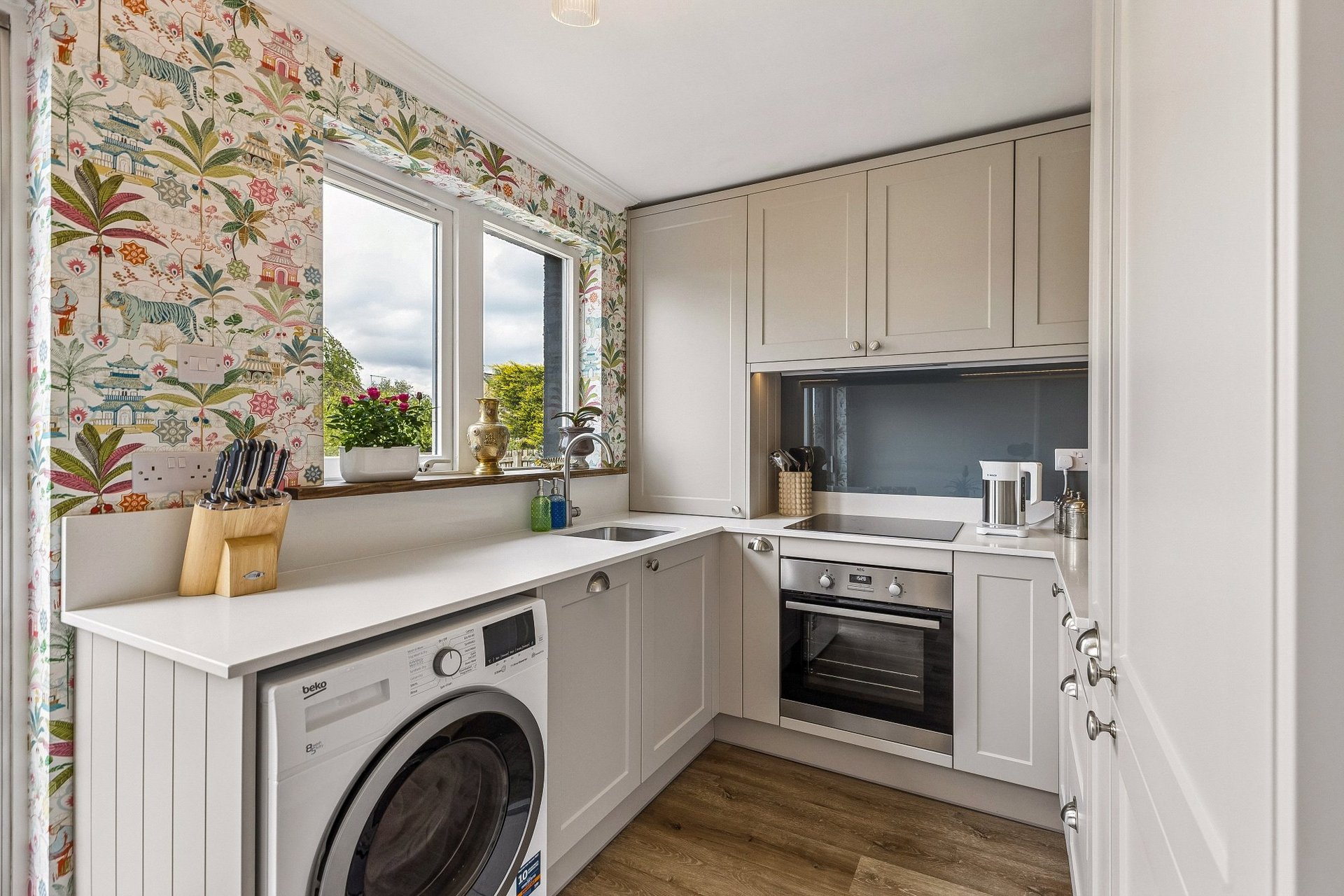 14 Dundonald Crescent, Newton Mearns, Glasgow, G77 5TJ - Picture #9