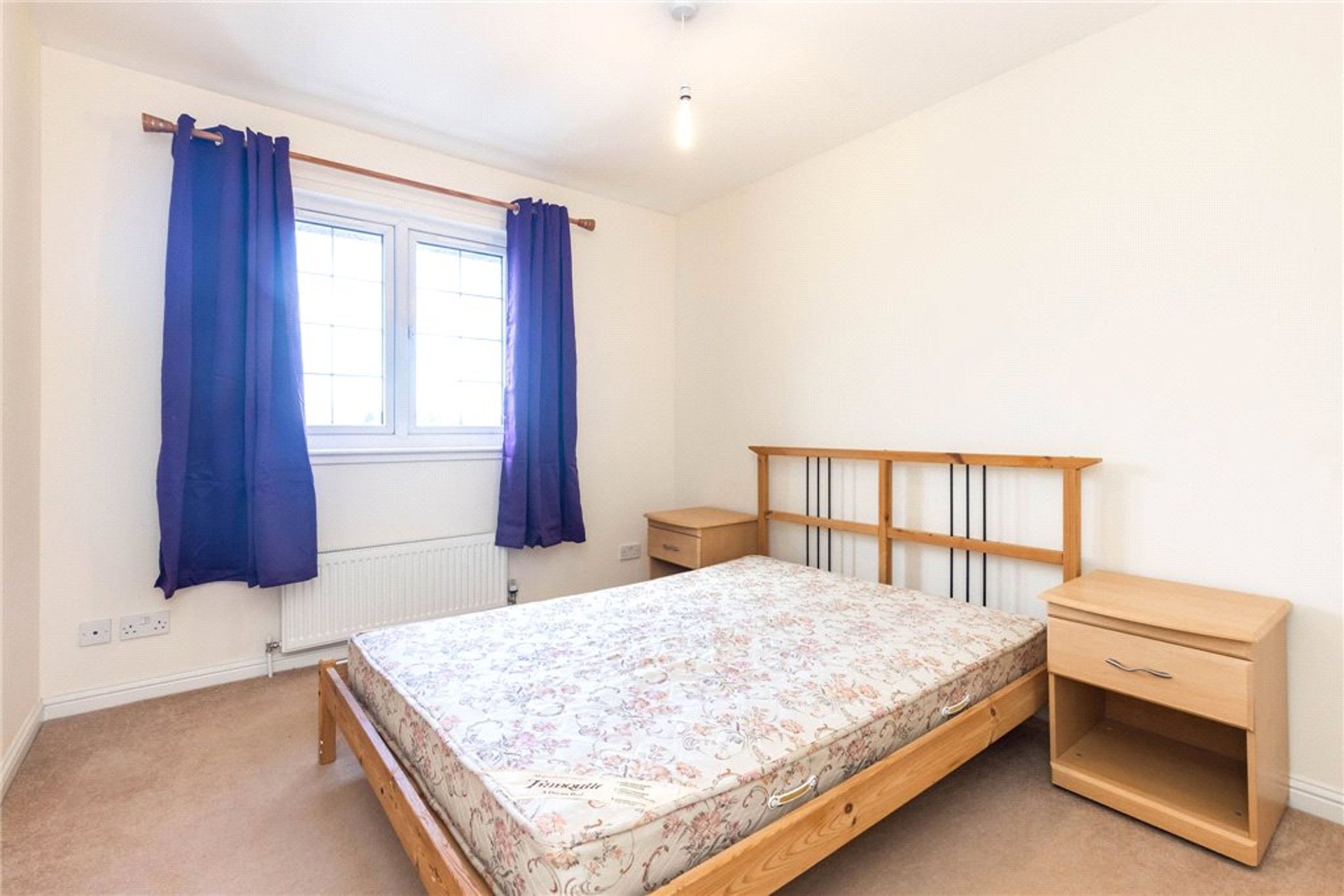 8 Burnvale Place, Livingston, West Lothian, EH54 6GD - Picture #9